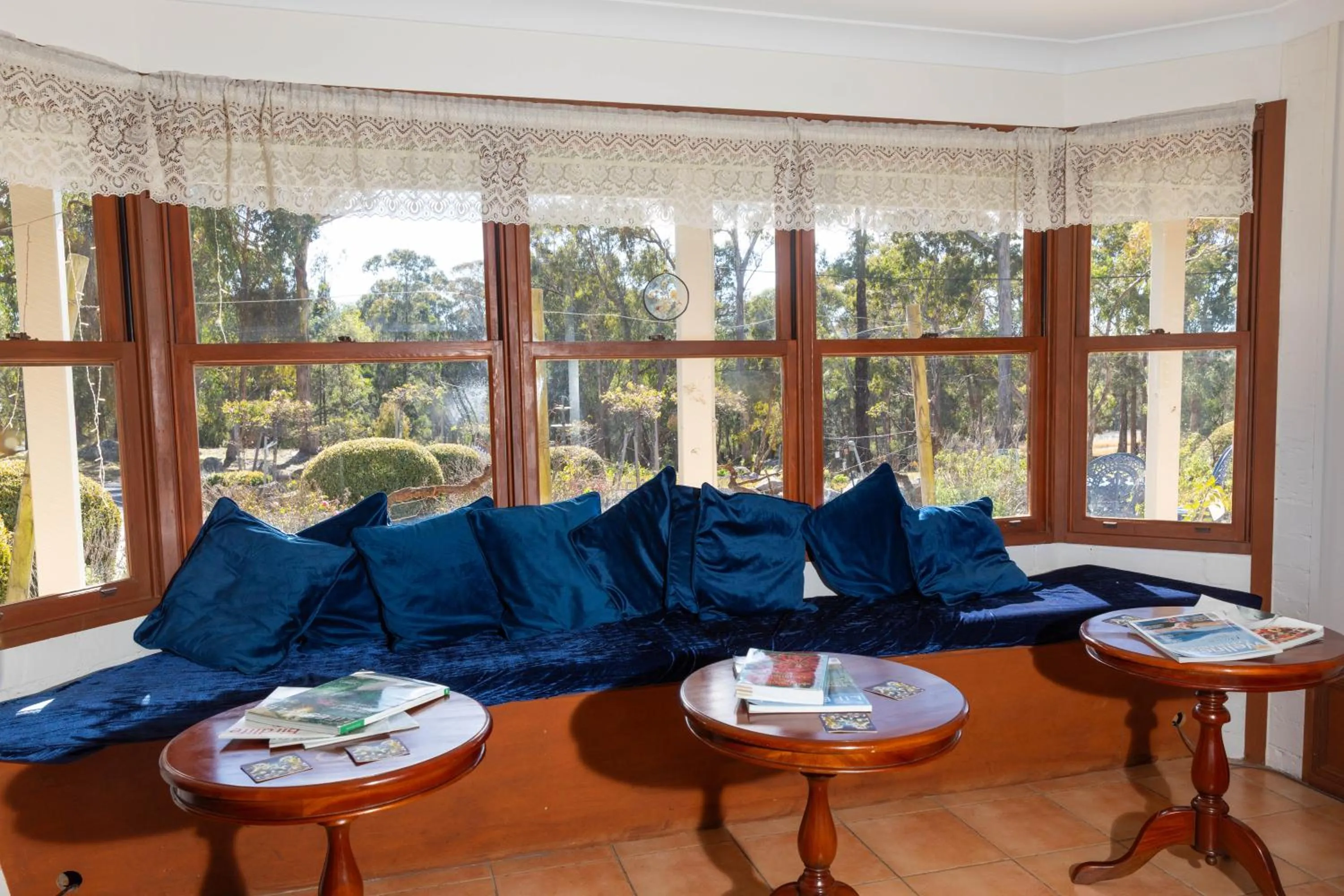 Seating area in Girraween Country Inn