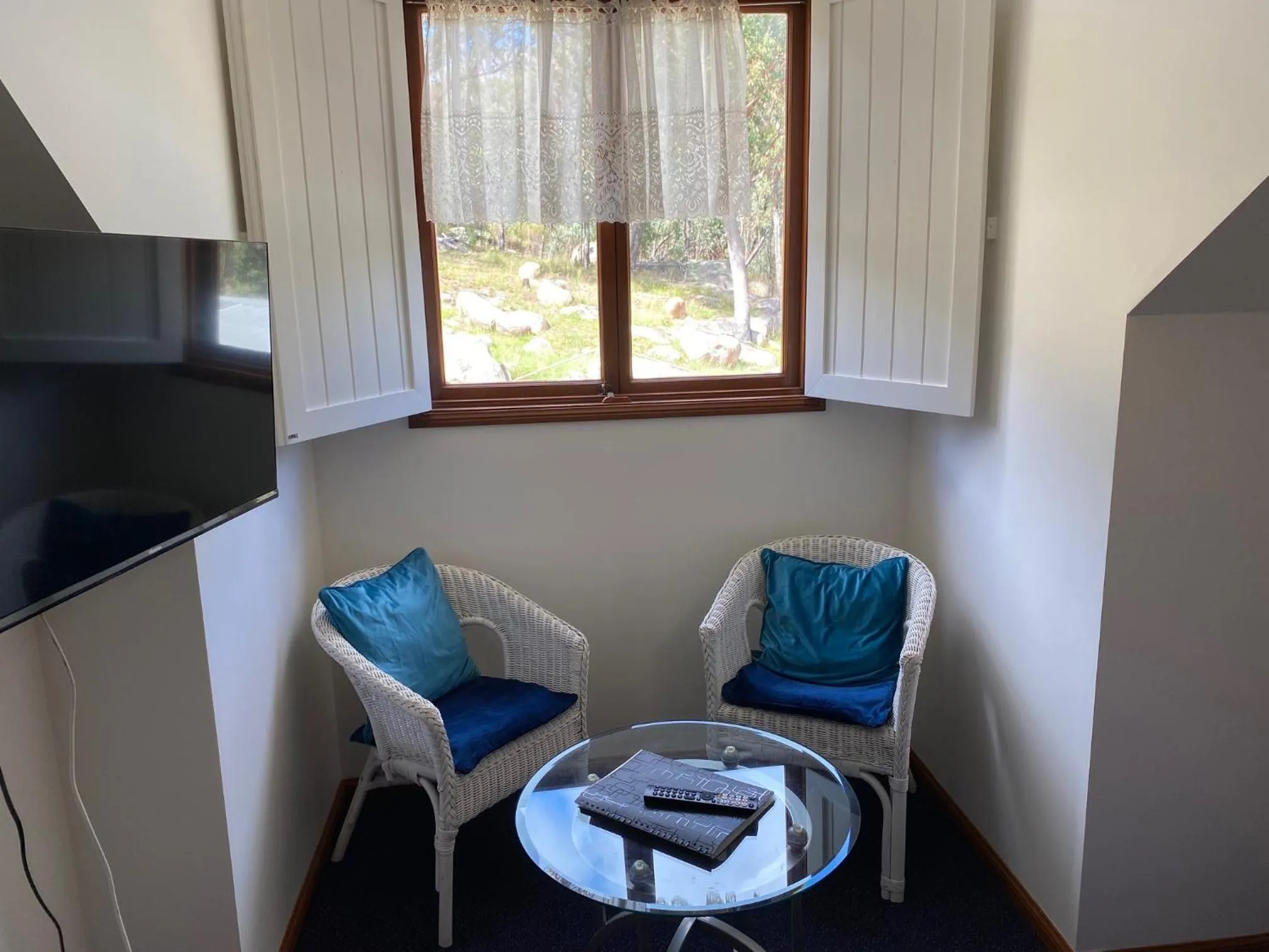 Seating area in Girraween Country Inn