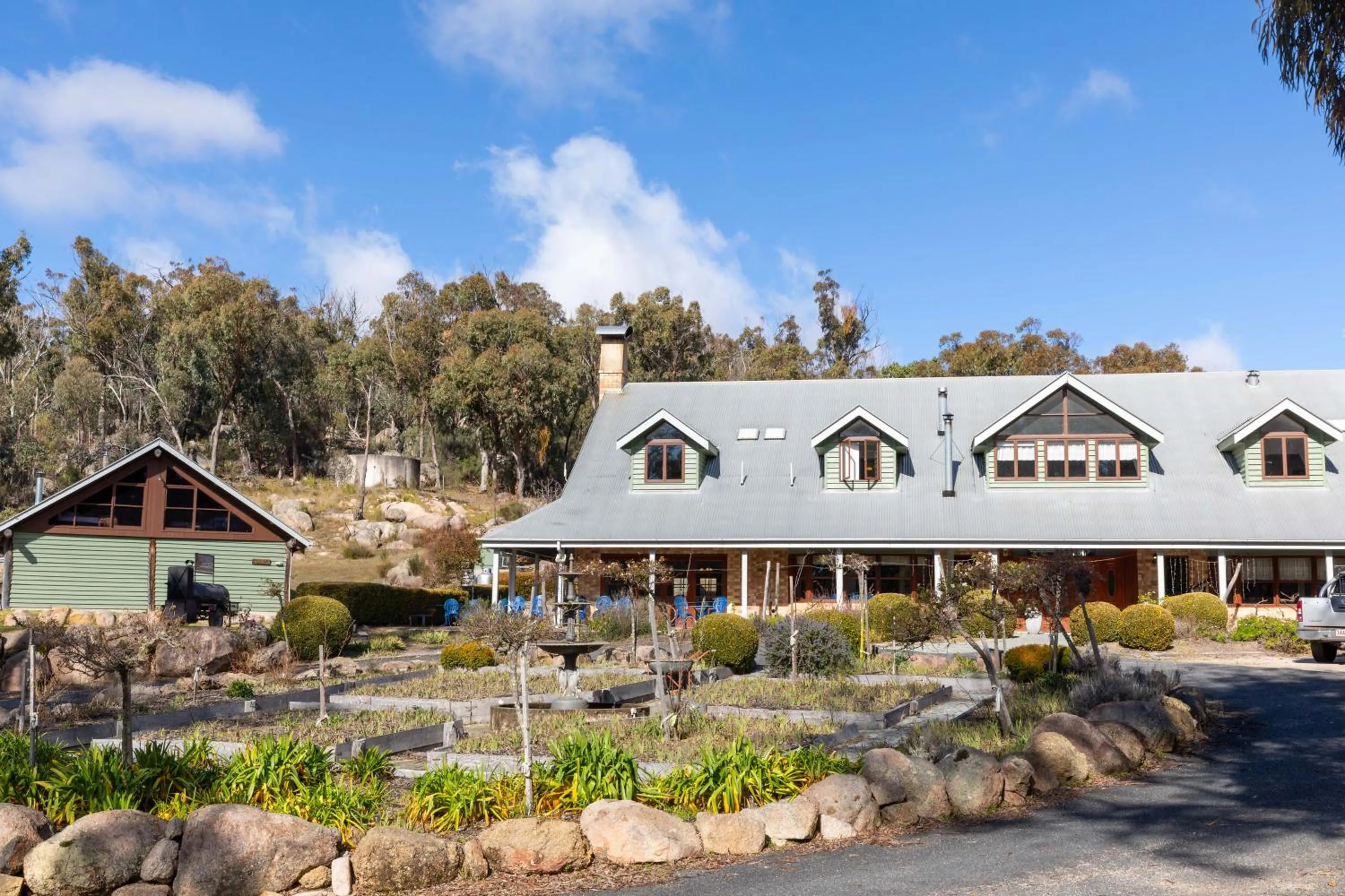 Girraween Country Inn