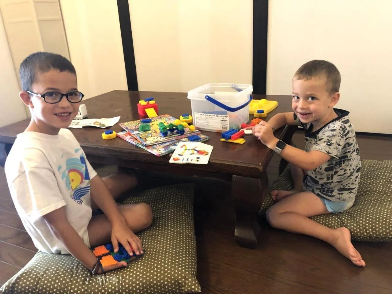 Photo of the whole room in CHELSEA24