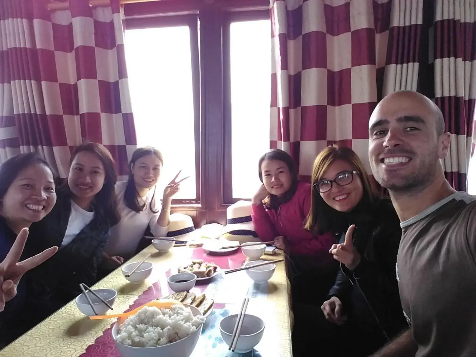 Restaurant/places to eat in Ha Long Park Hotel Restaurant/places to eat in Ha Long Park Hotel