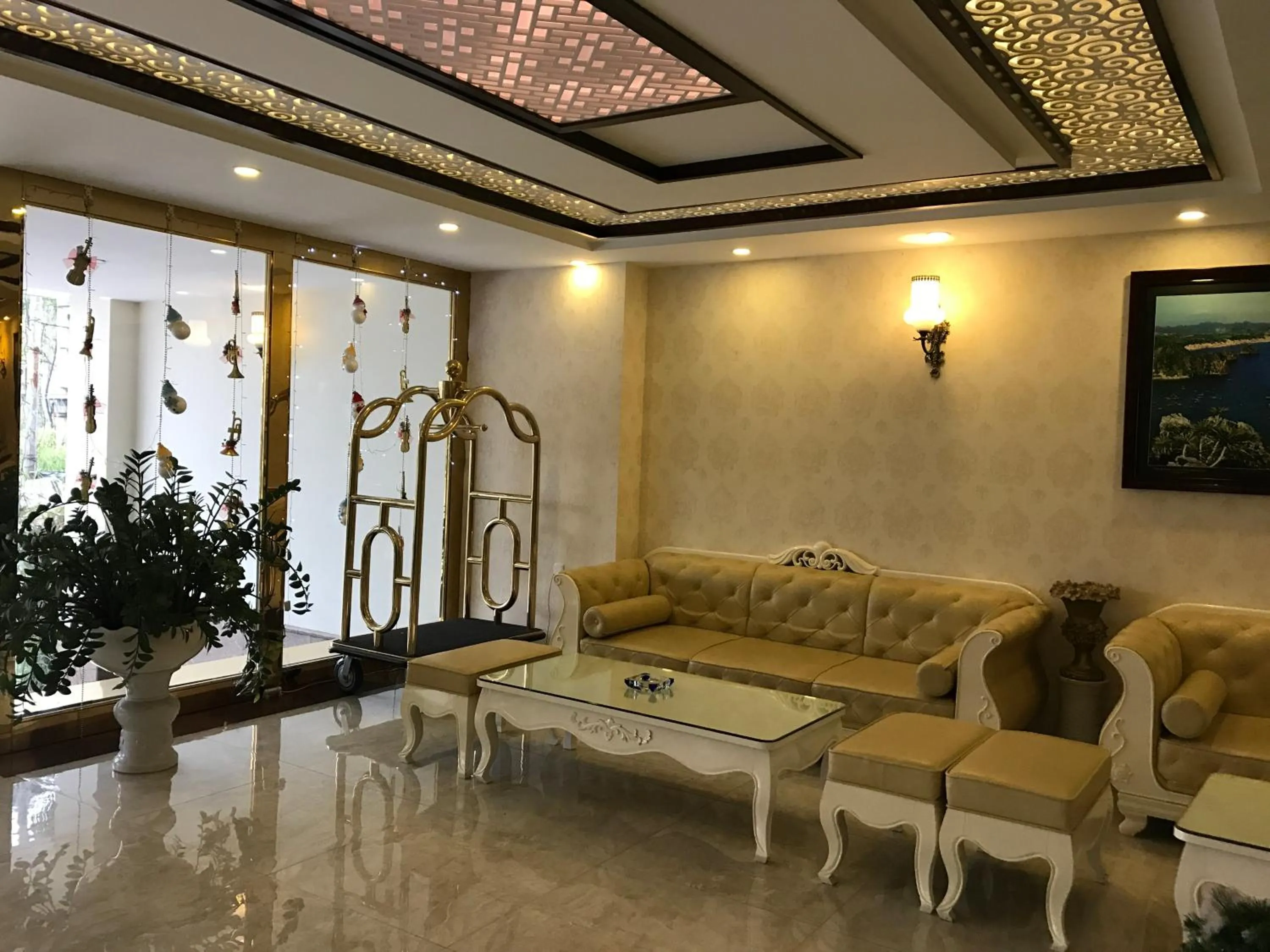 Lounge or bar in Ha Long Park Hotel