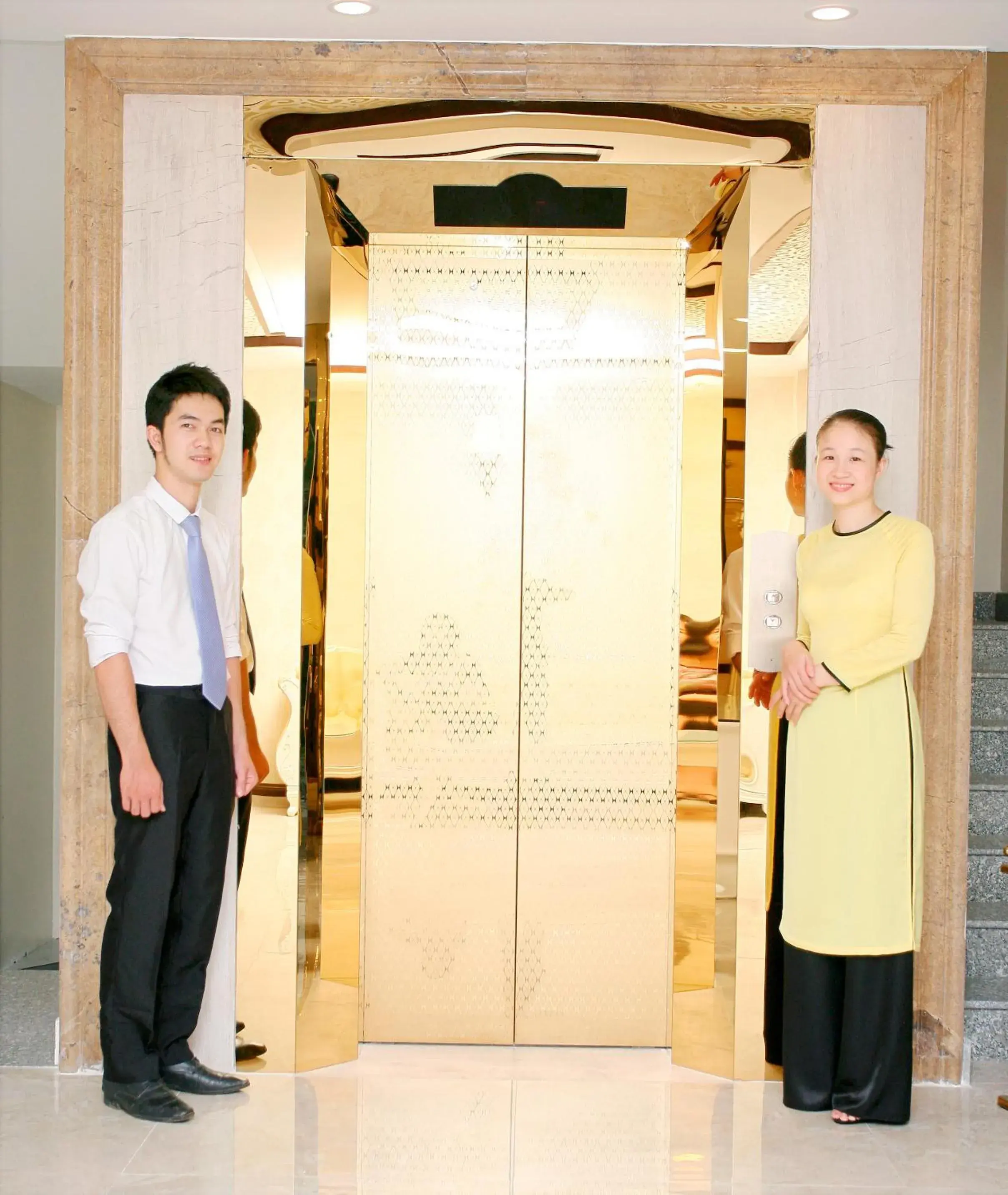 Property building in Ha Long Park Hotel Property building in Ha Long Park Hotel