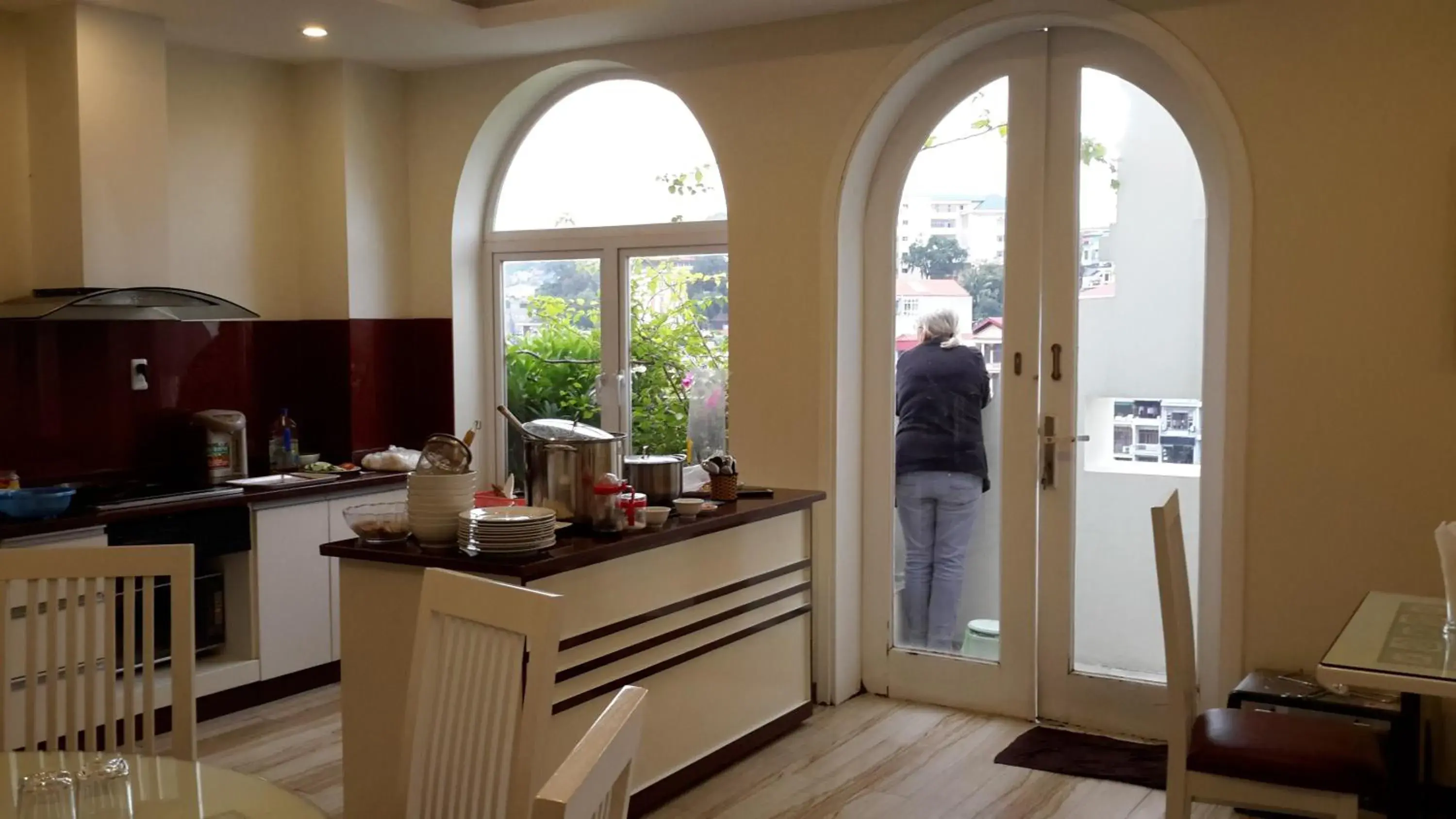 Restaurant/places to eat in Ha Long Park Hotel Restaurant/places to eat in Ha Long Park Hotel