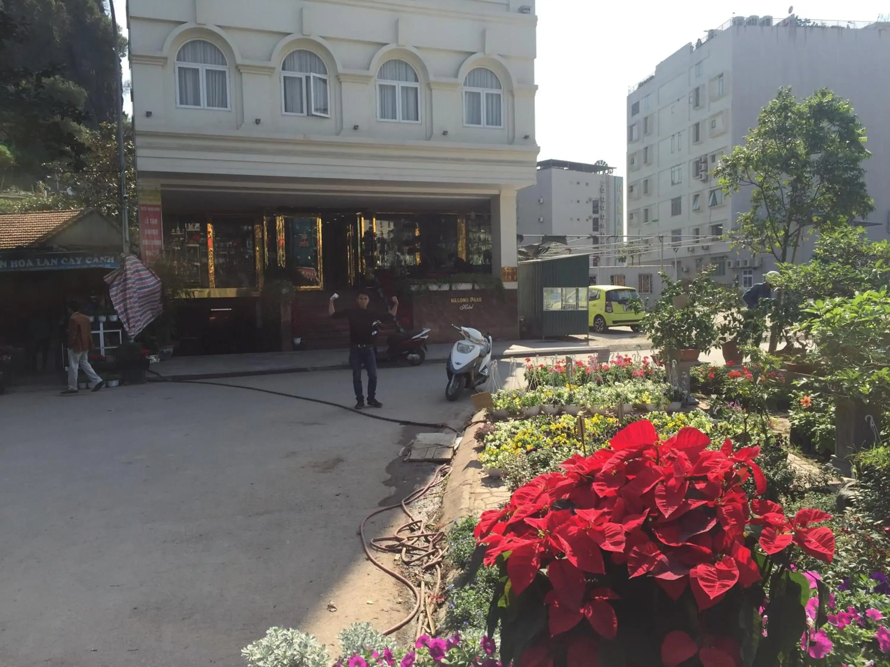 Property building in Ha Long Park Hotel Property building in Ha Long Park Hotel