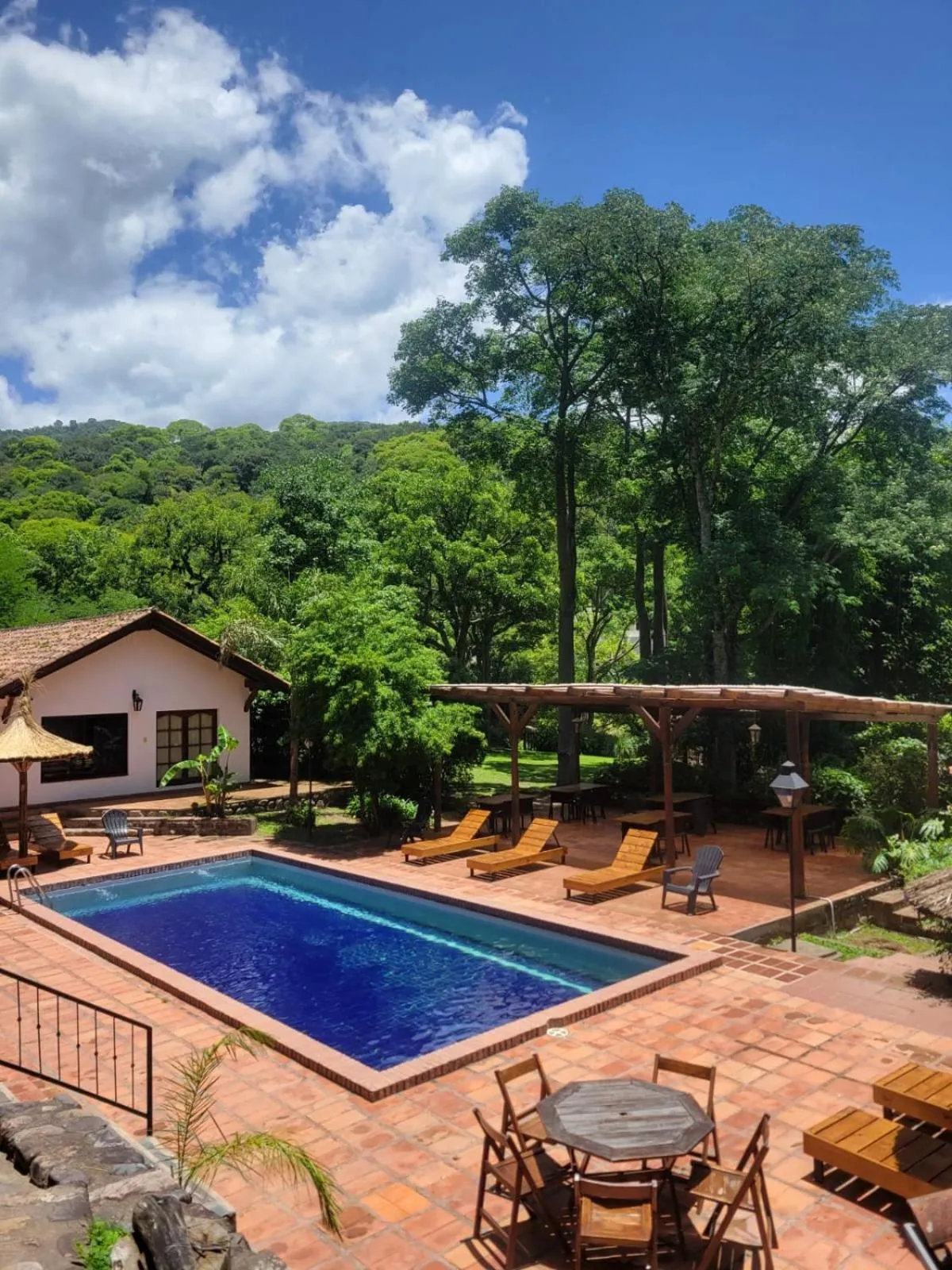 Pool view in Hotel Selva Montana