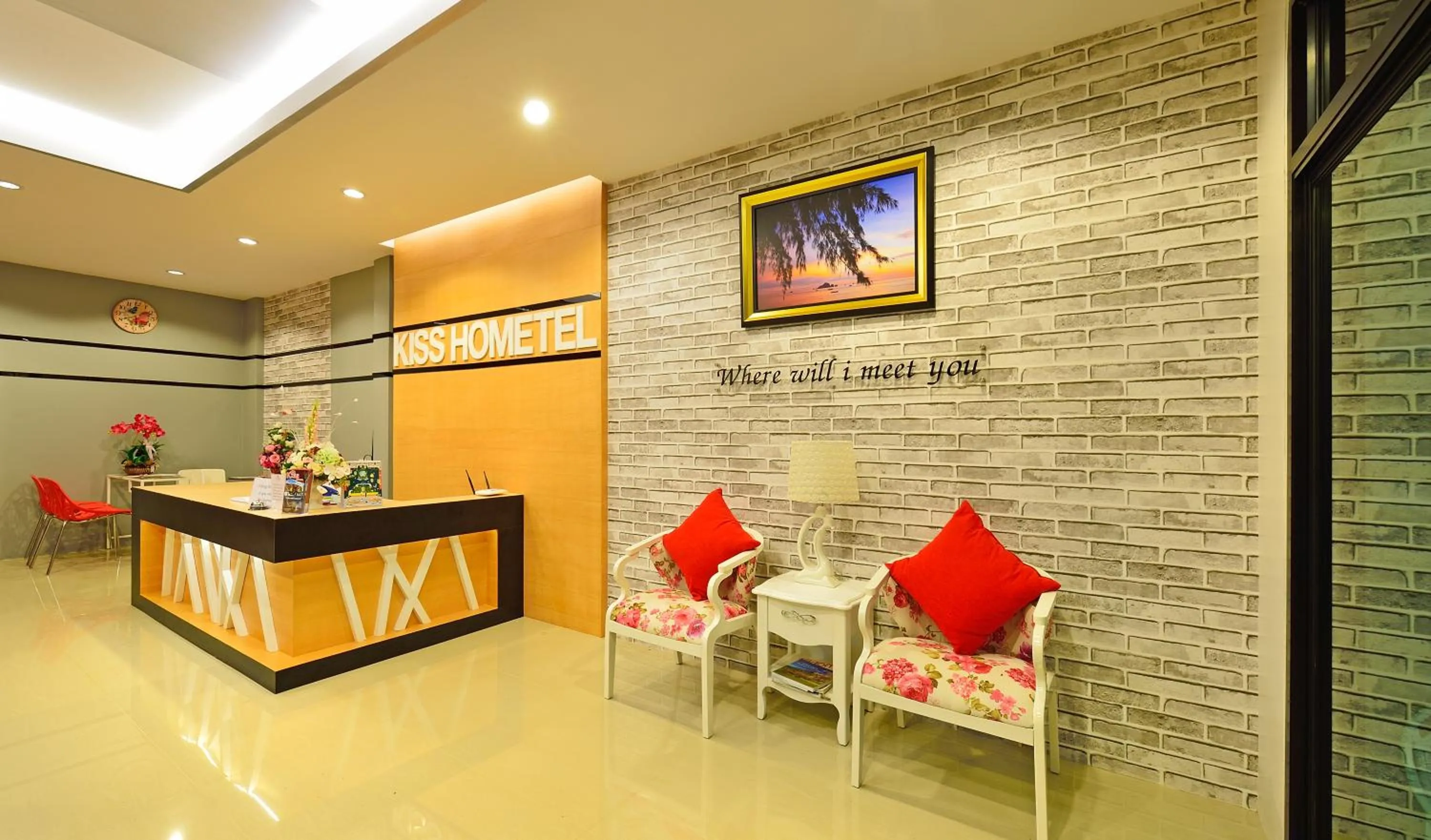 Lobby or reception in Kiss Hometel