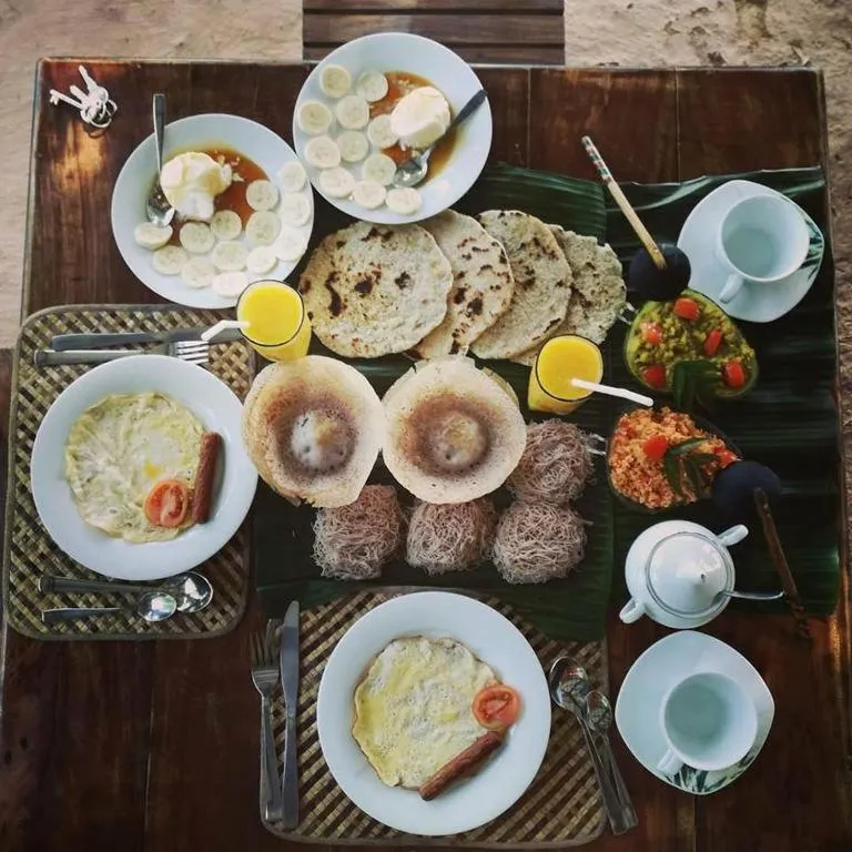 Breakfast in Hotel Nilketha Yala Tissamaharama