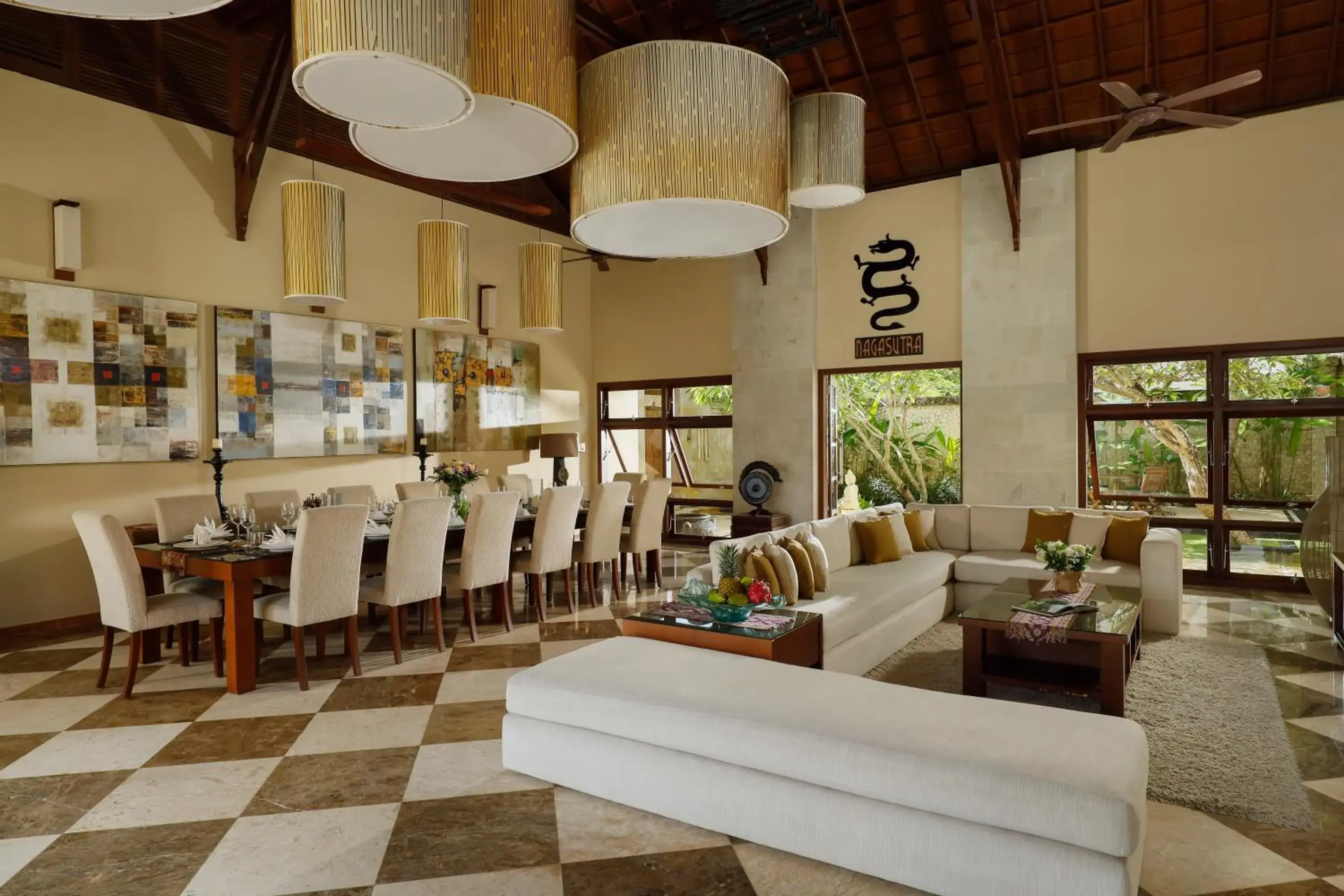 Living room in Nagasutra Villa by Nakula Living room in Nagasutra Villa by Nakula