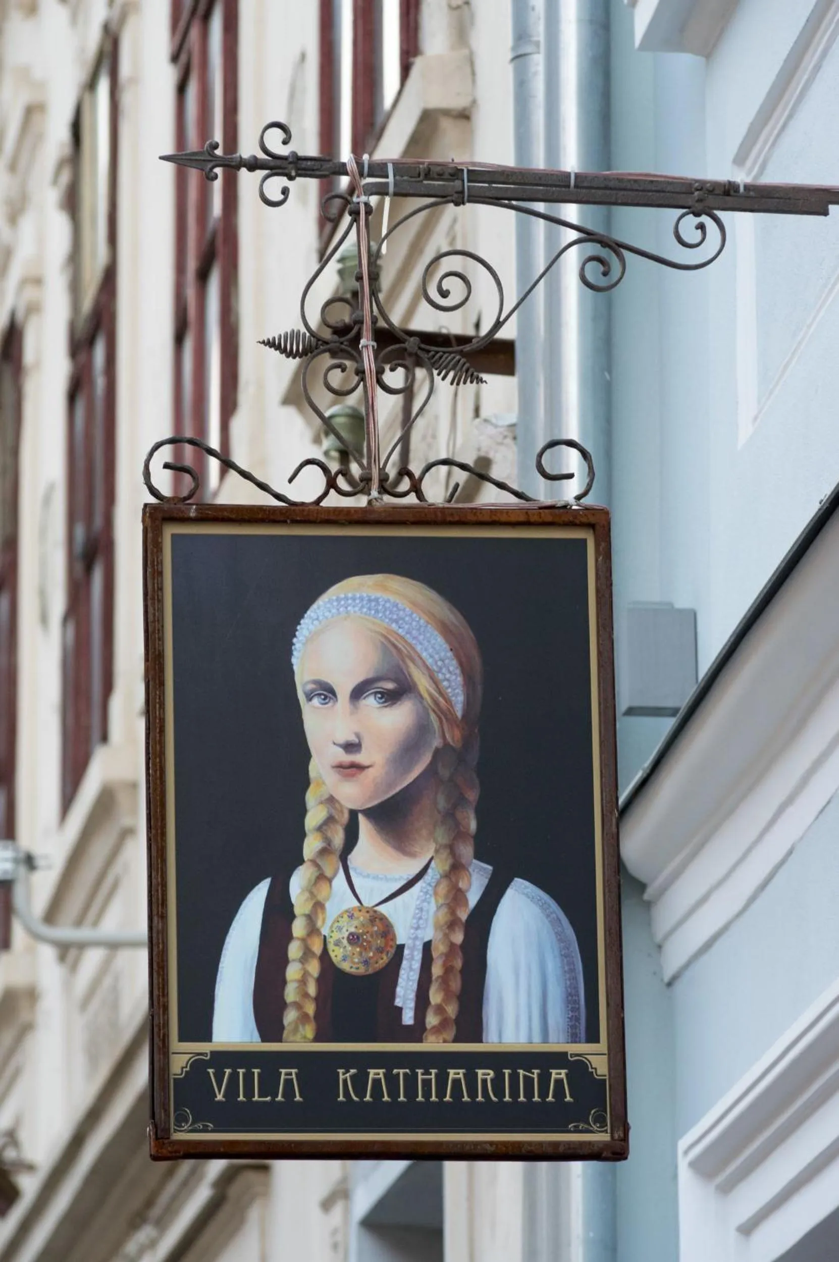 Facade/entrance in Vila Katharina