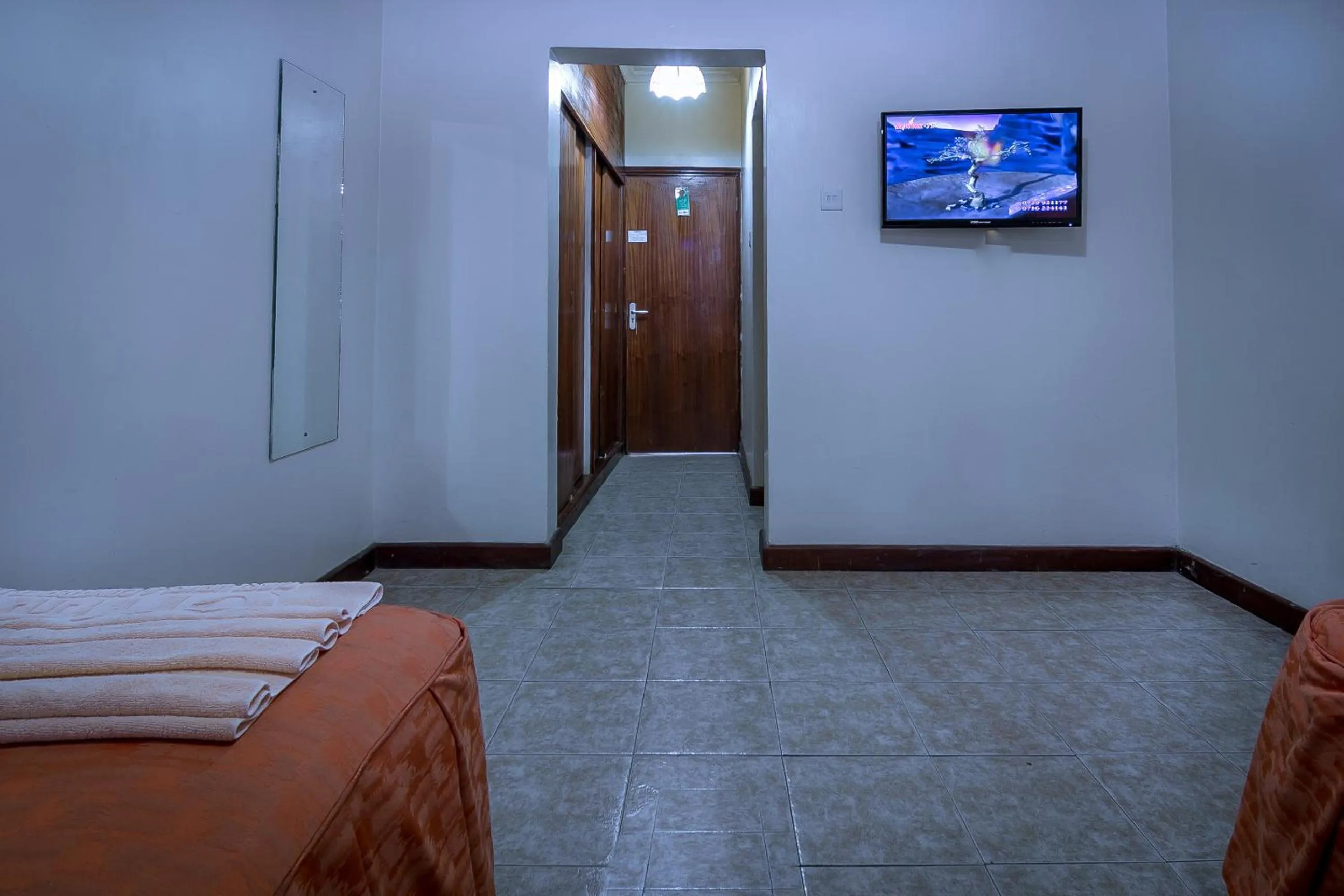 TV and multimedia, Bed in Chak Guesthouse & Conference Center
