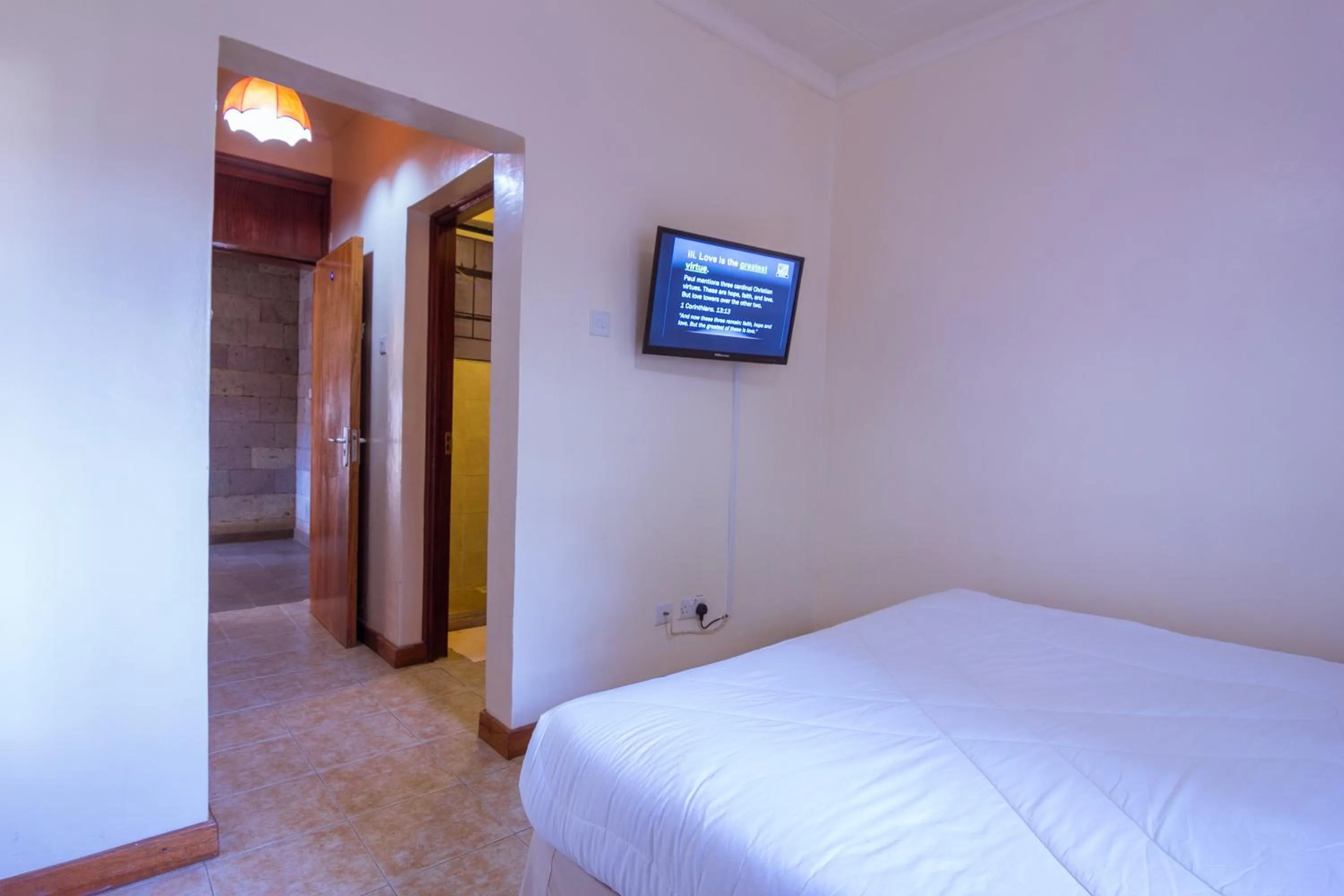 Non alcoholic drinks, Bed in Chak Guesthouse & Conference Center