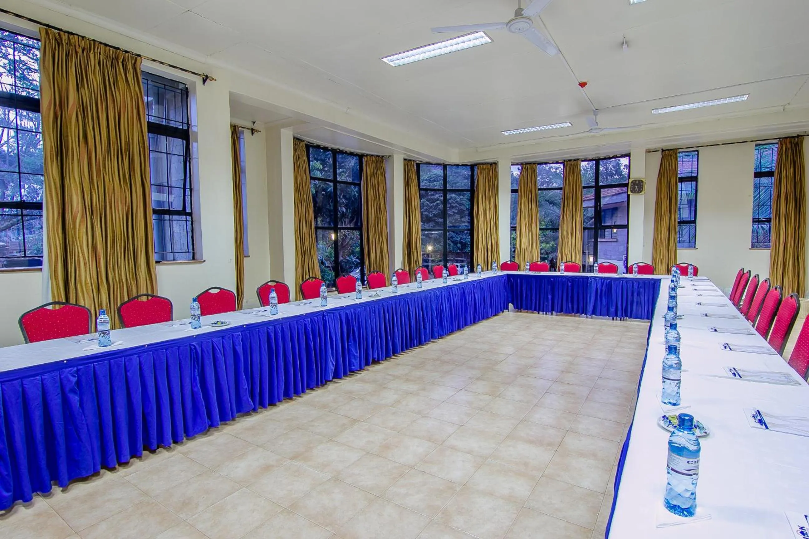 Meeting/conference room in Chak Guesthouse & Conference Center