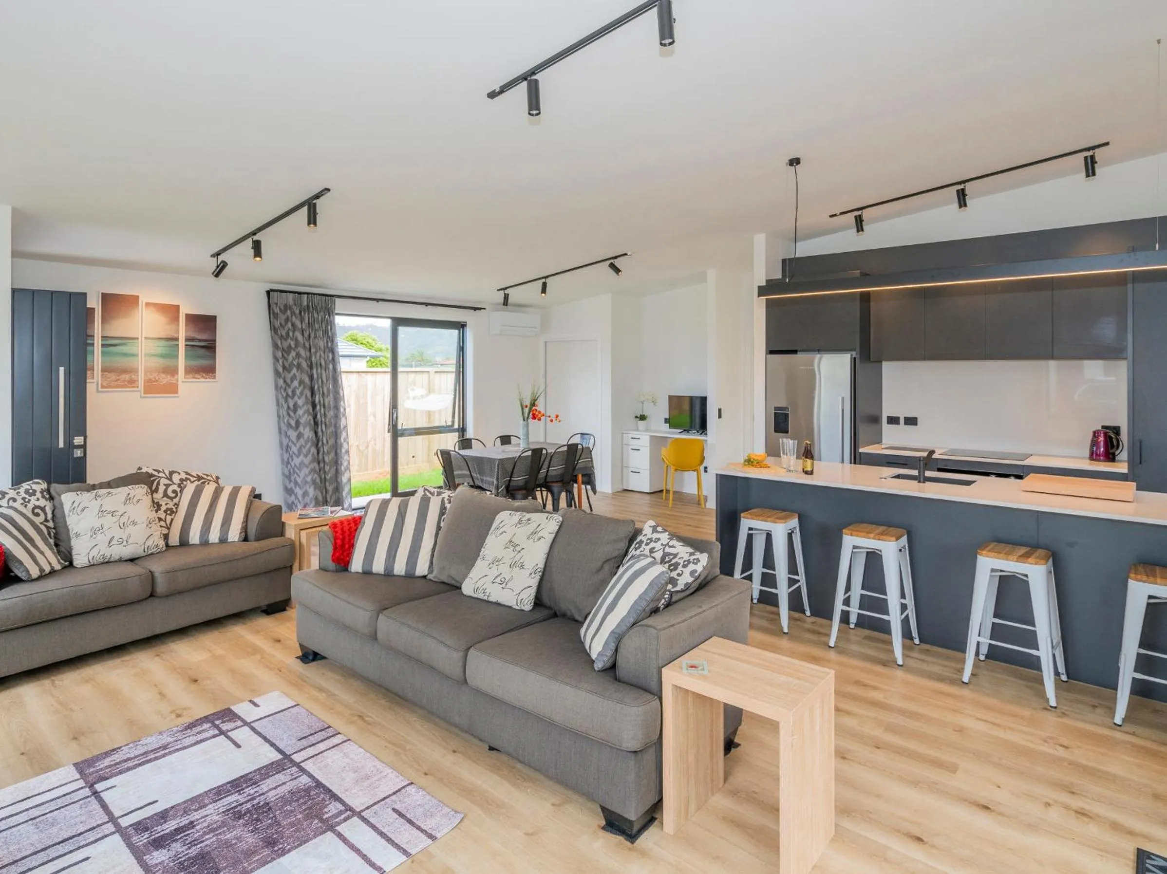 Sun and Sea Sanctuary - Whitianga Holiday Home