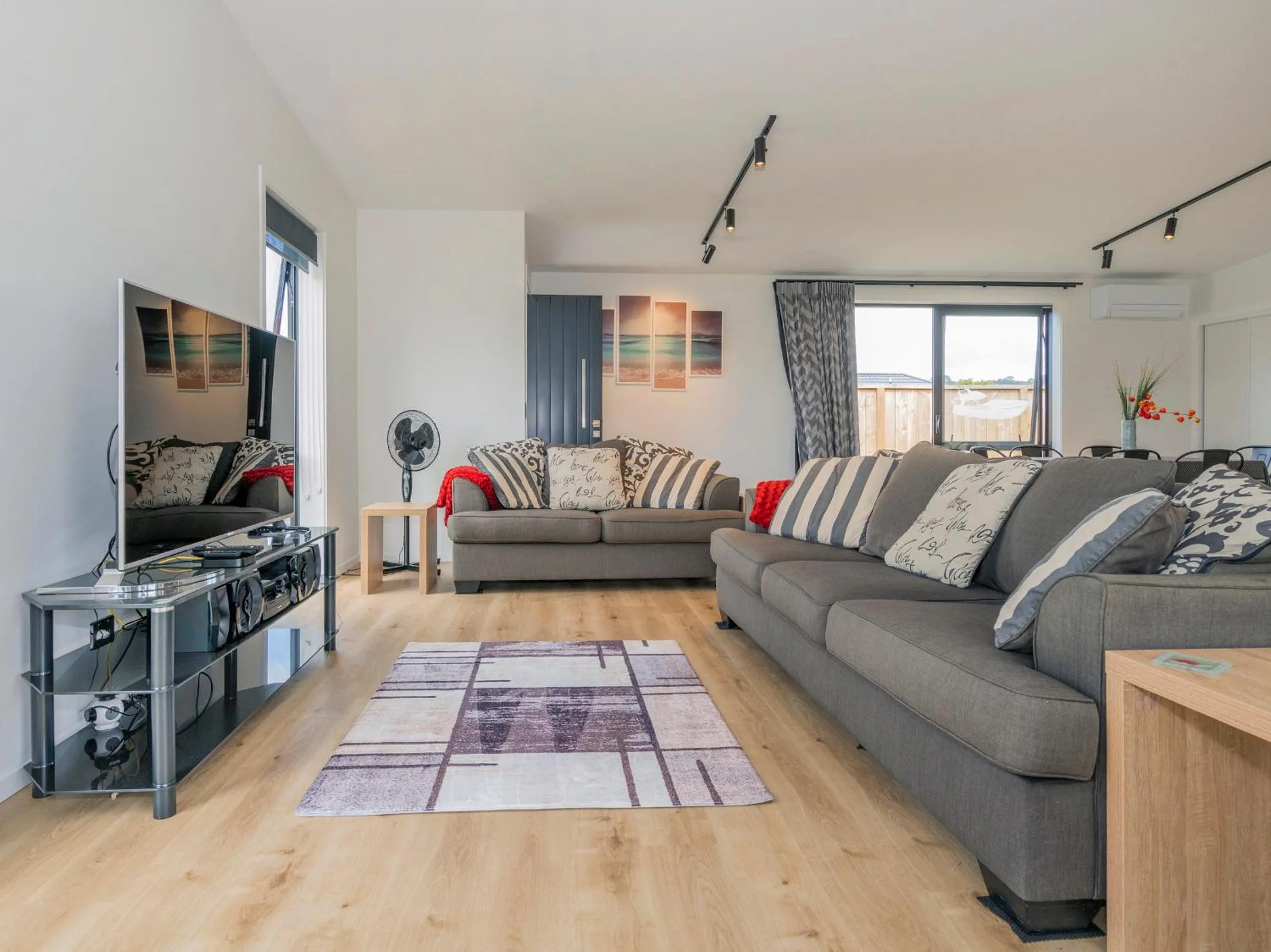 Sun and Sea Sanctuary - Whitianga Holiday Home