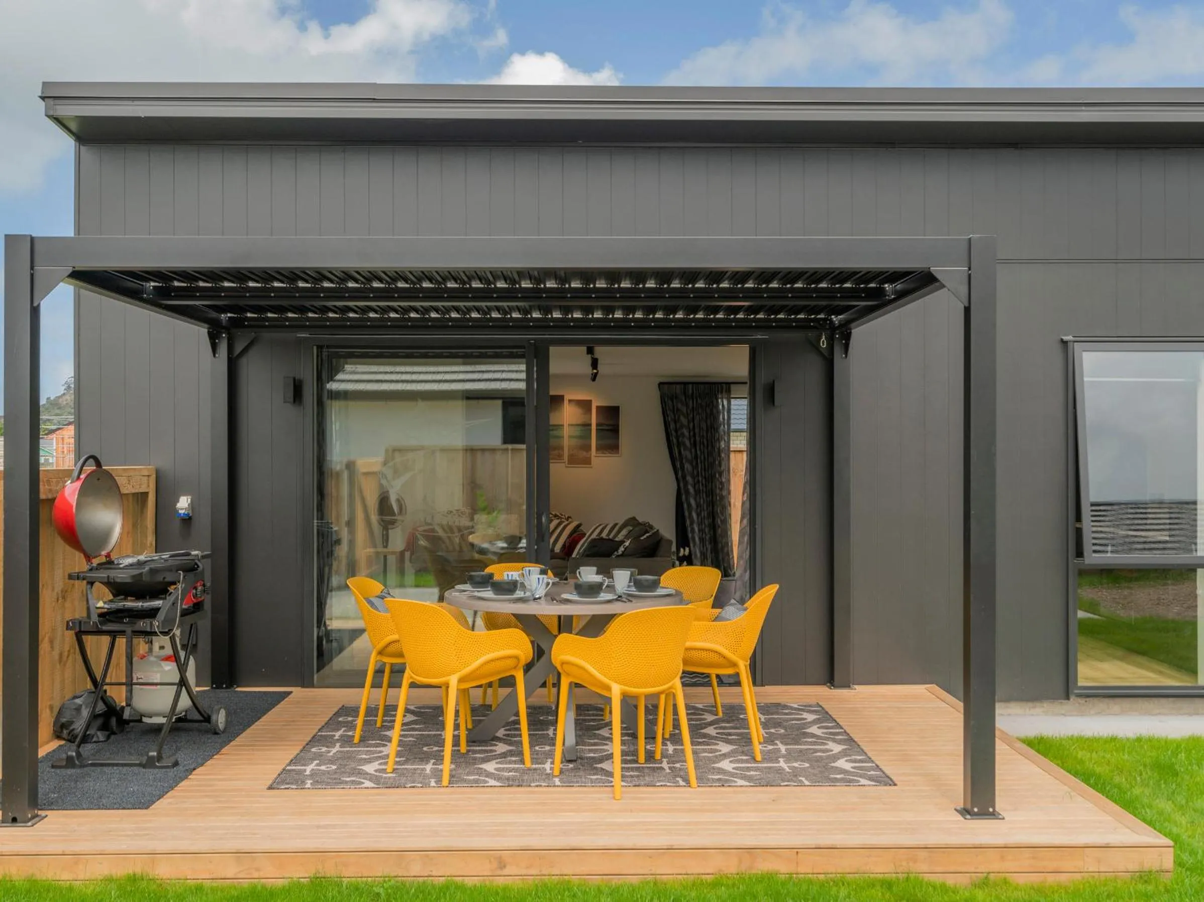 Sun and Sea Sanctuary - Whitianga Holiday Home