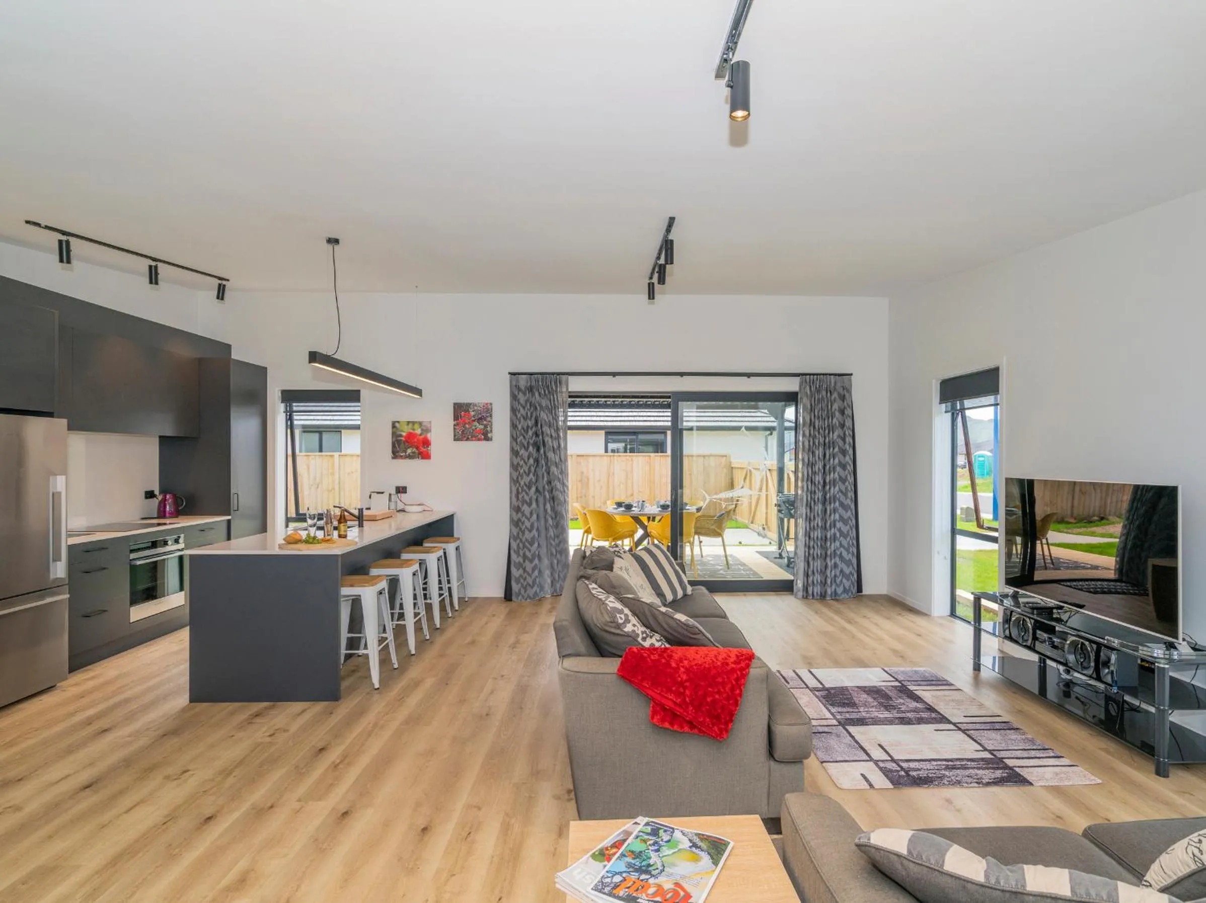 Sun and Sea Sanctuary - Whitianga Holiday Home