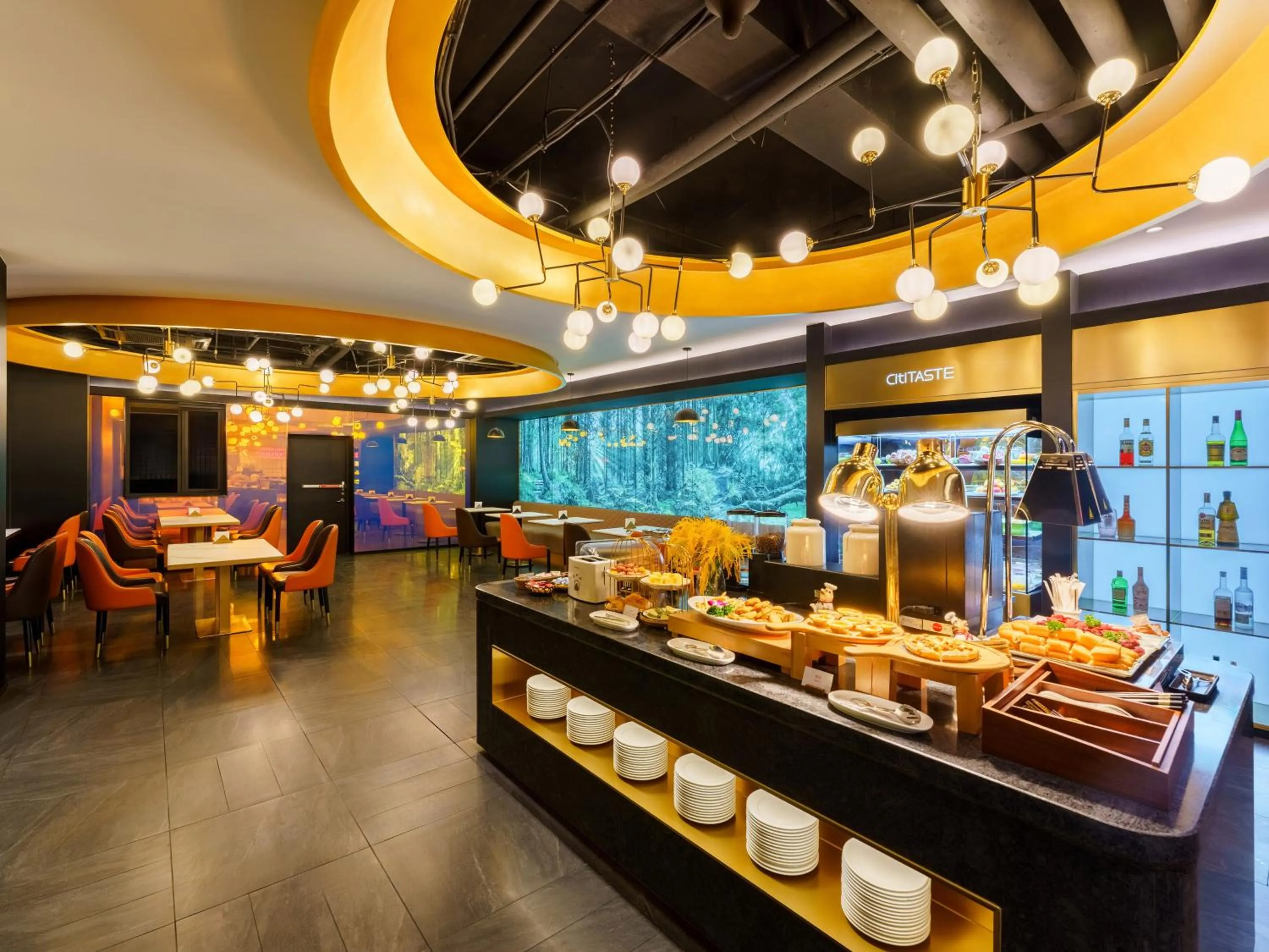 Restaurant/places to eat in CitiGO Hotel, Xinghai Square, Dalian