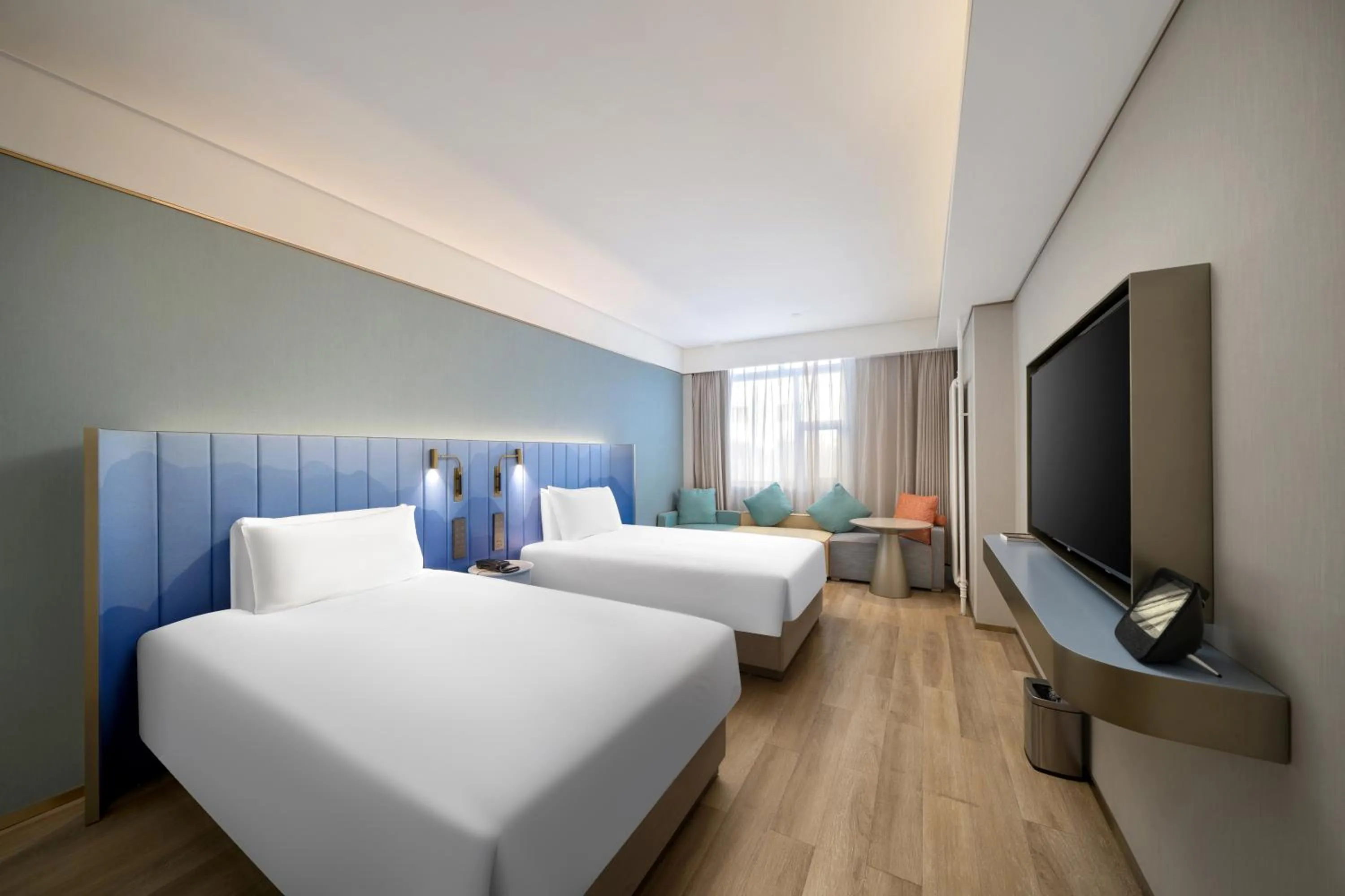 Twin Room in Manxin Hotel, Gogoli Street, Harbin Railway Station