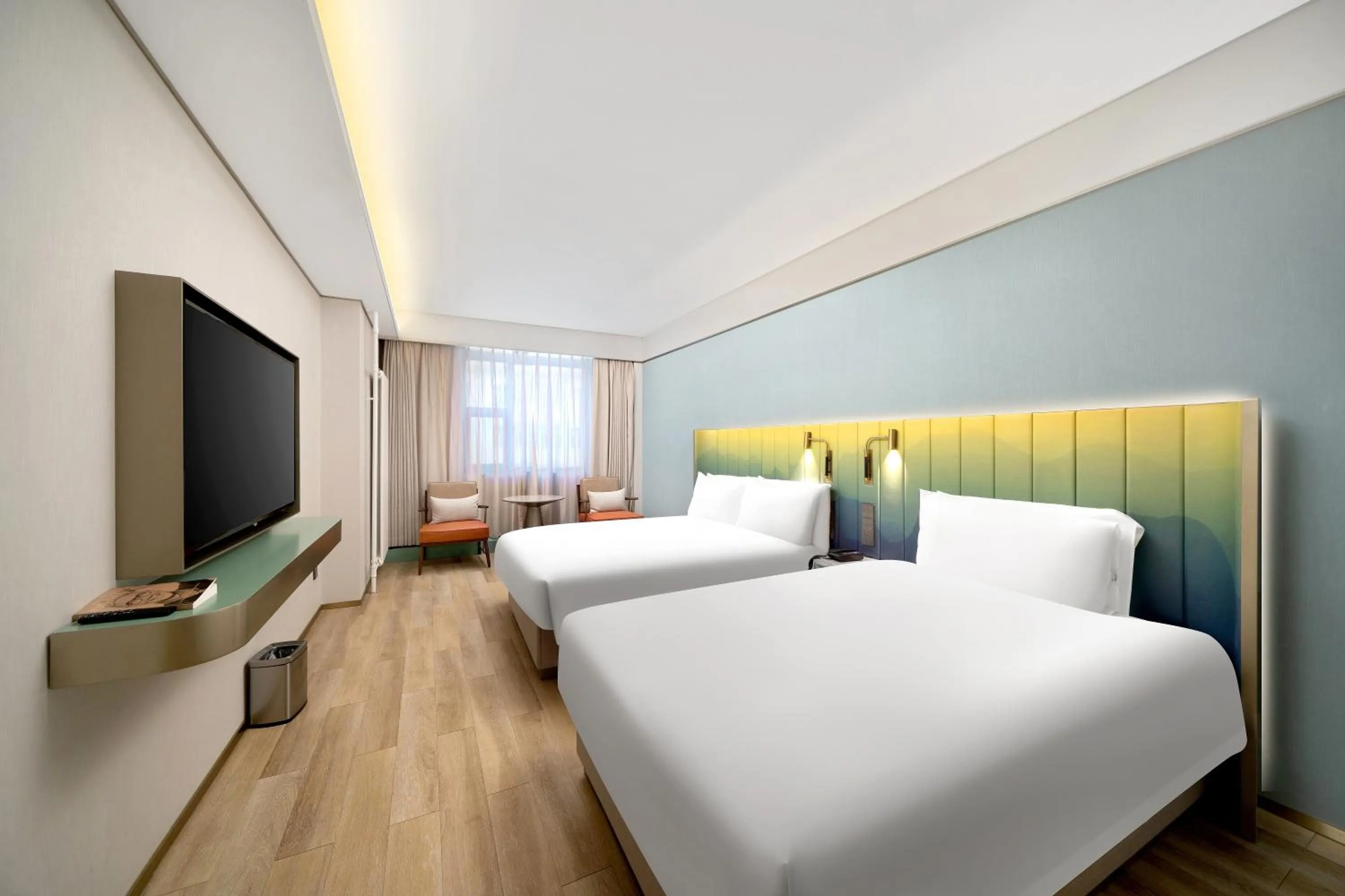 Family Room in Manxin Hotel, Gogoli Street, Harbin Railway Station
