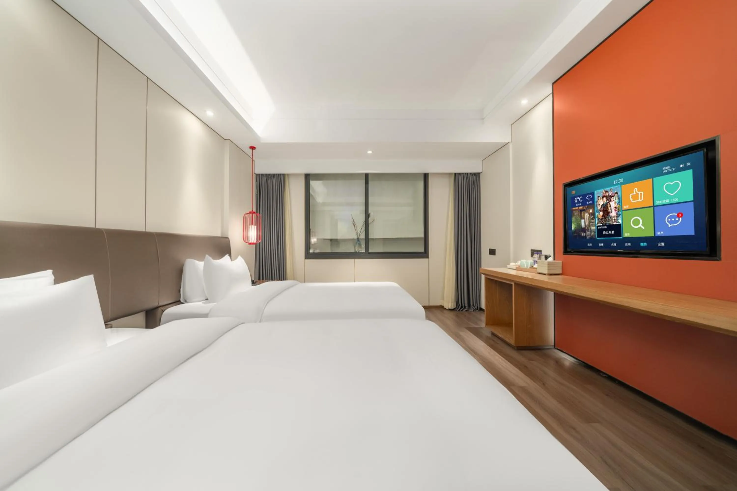 Bed in Kaiyuan Mingting Hotel, near Gulou Metro Station, Tianyi Square, Ningbo