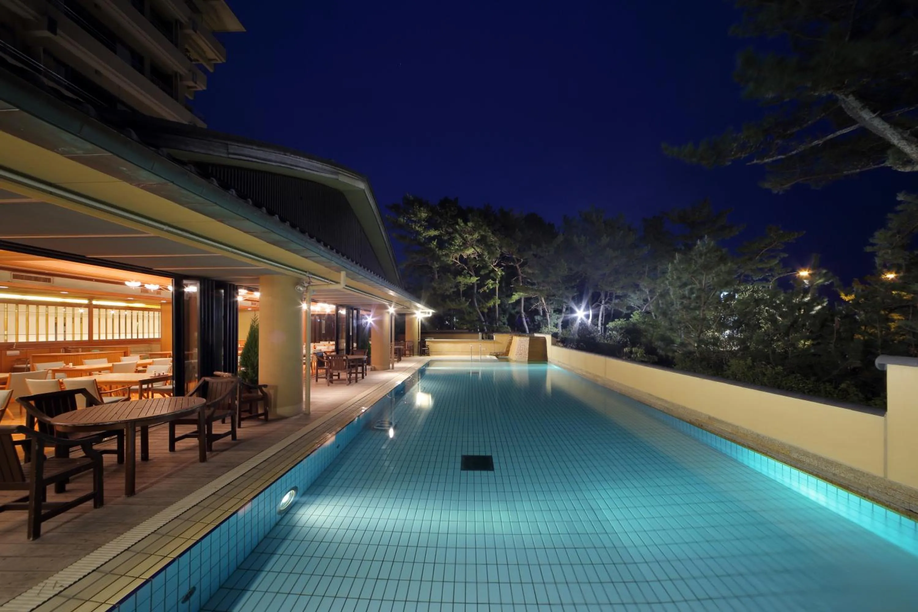 Swimming pool in Kamogawakan