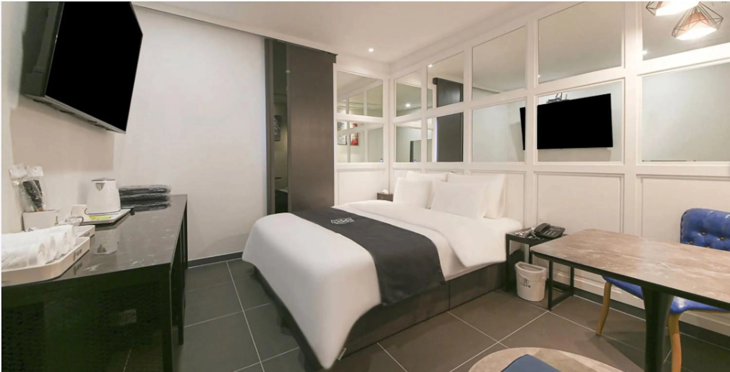 Bed in Gunsan Daol Hotel