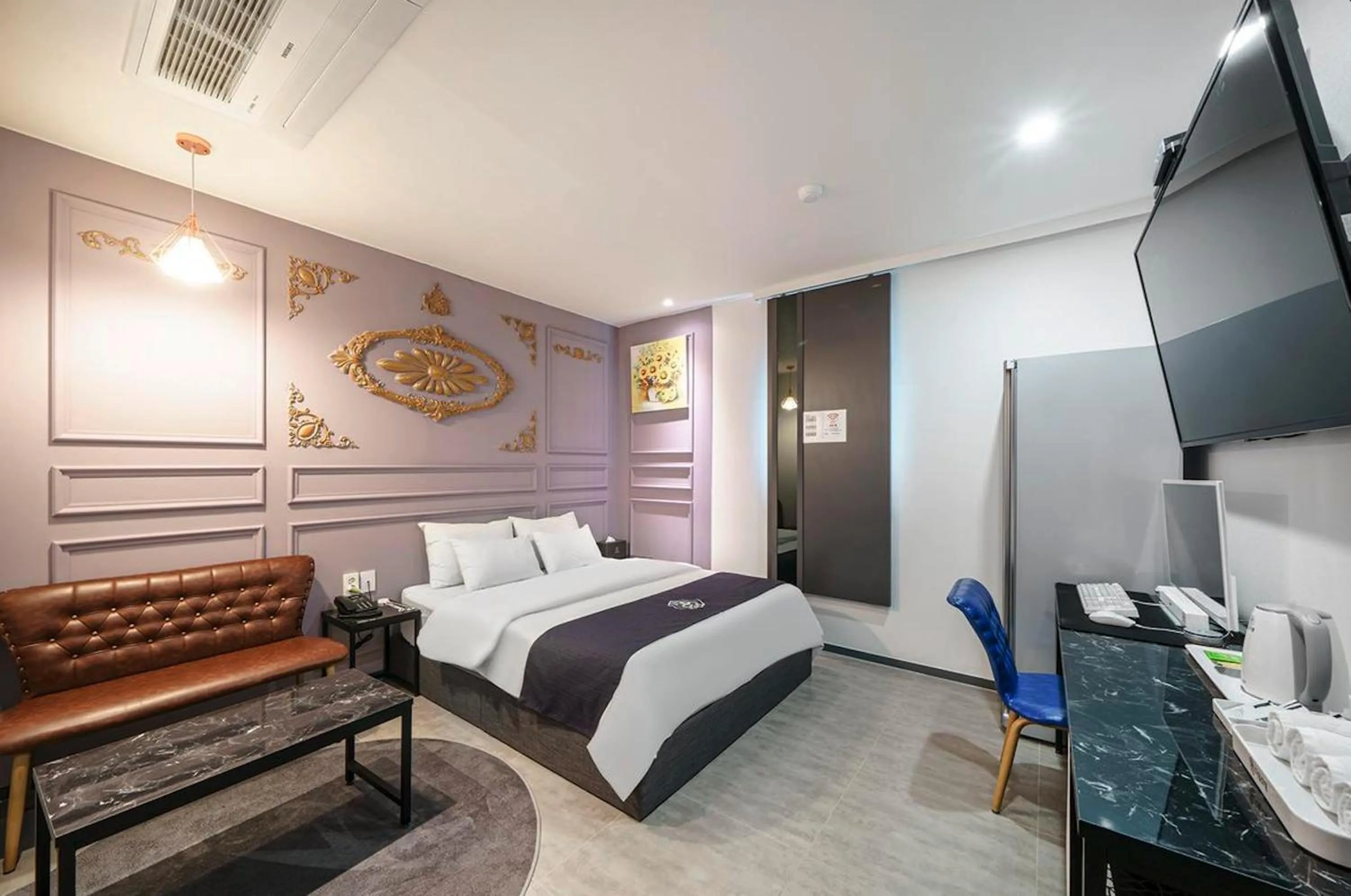 Bed in Gunsan Daol Hotel