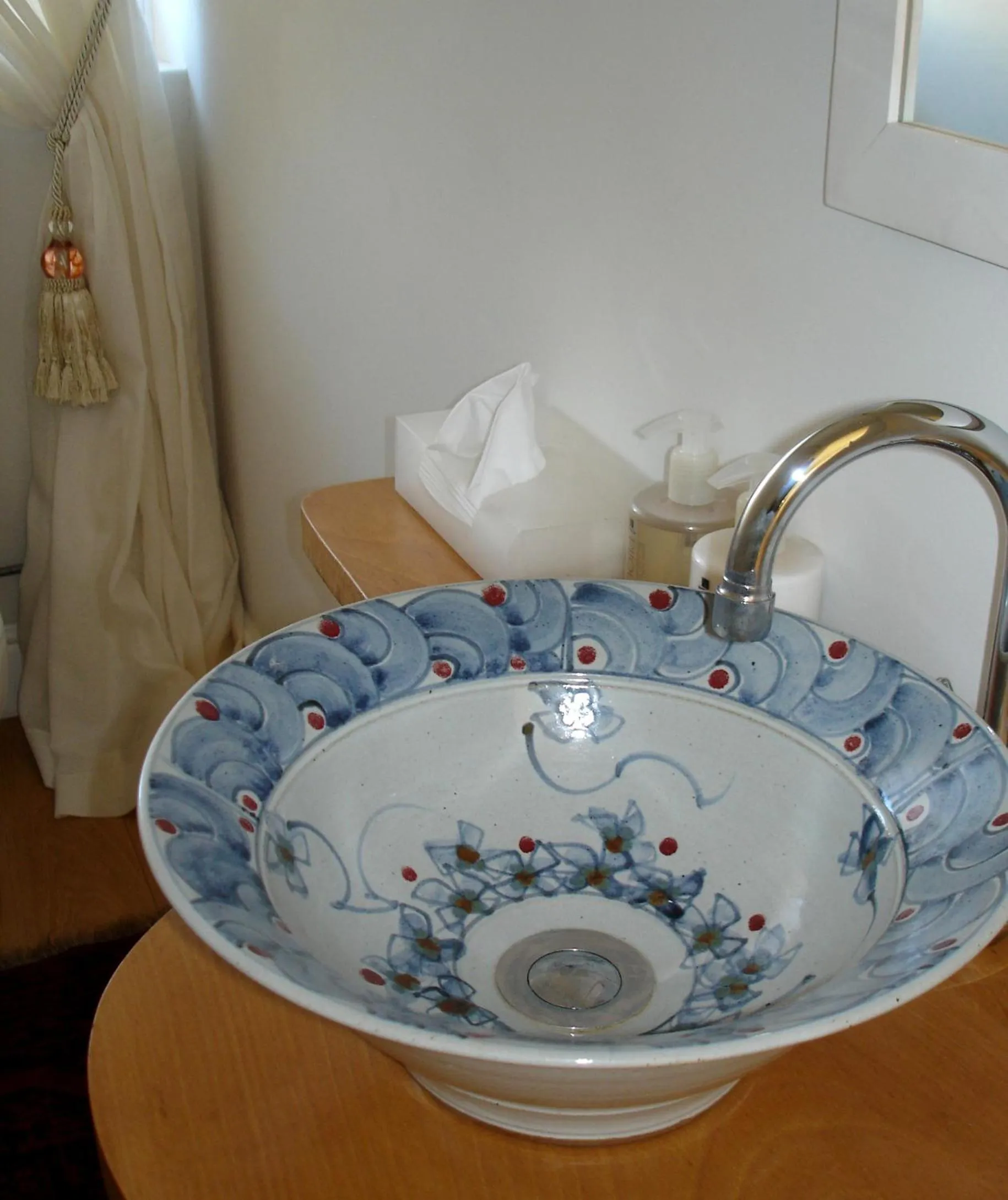 Decorative detail in 138 Marine Beachfront Guesthouse