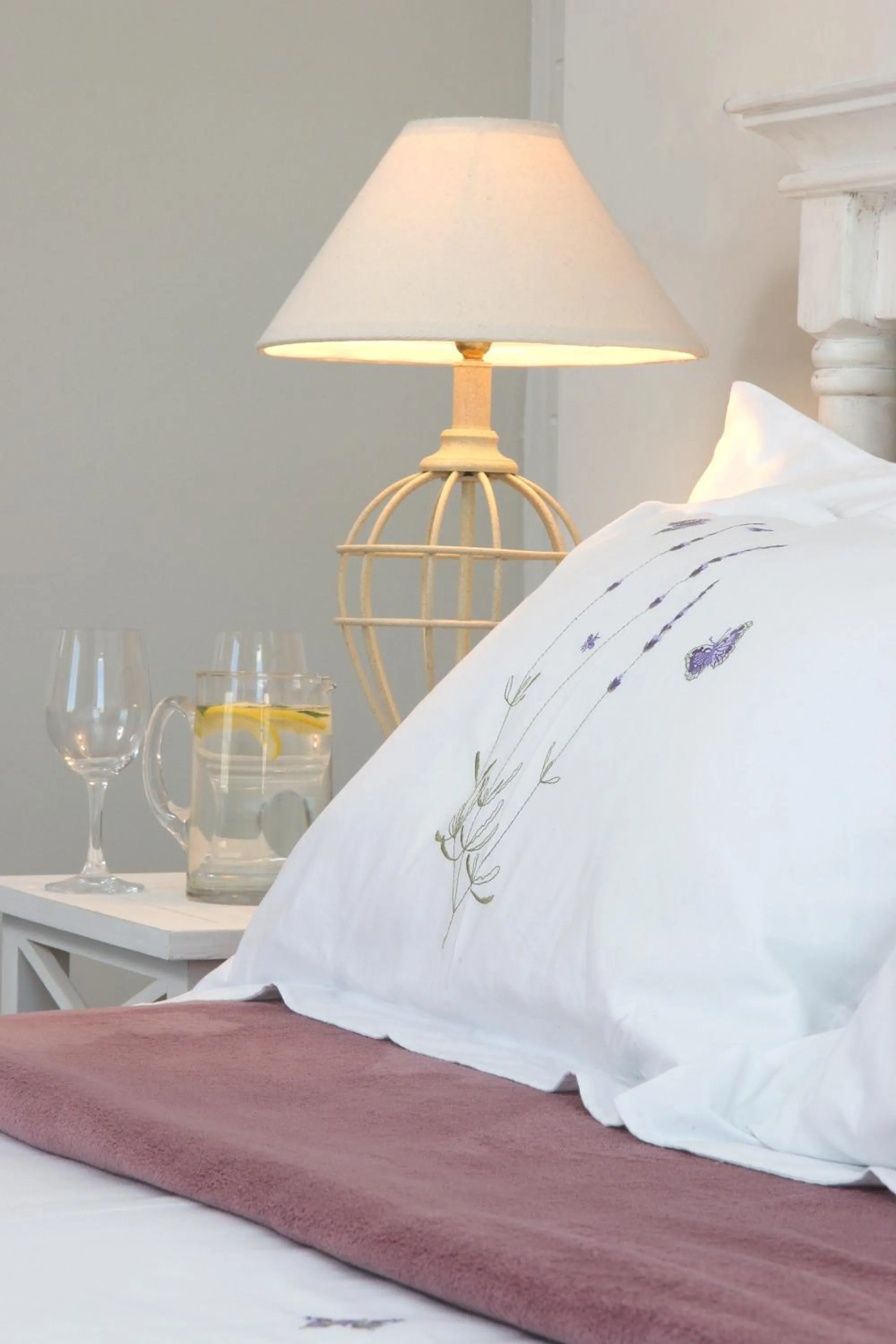 Decorative detail, Bed in 138 Marine Beachfront Guesthouse