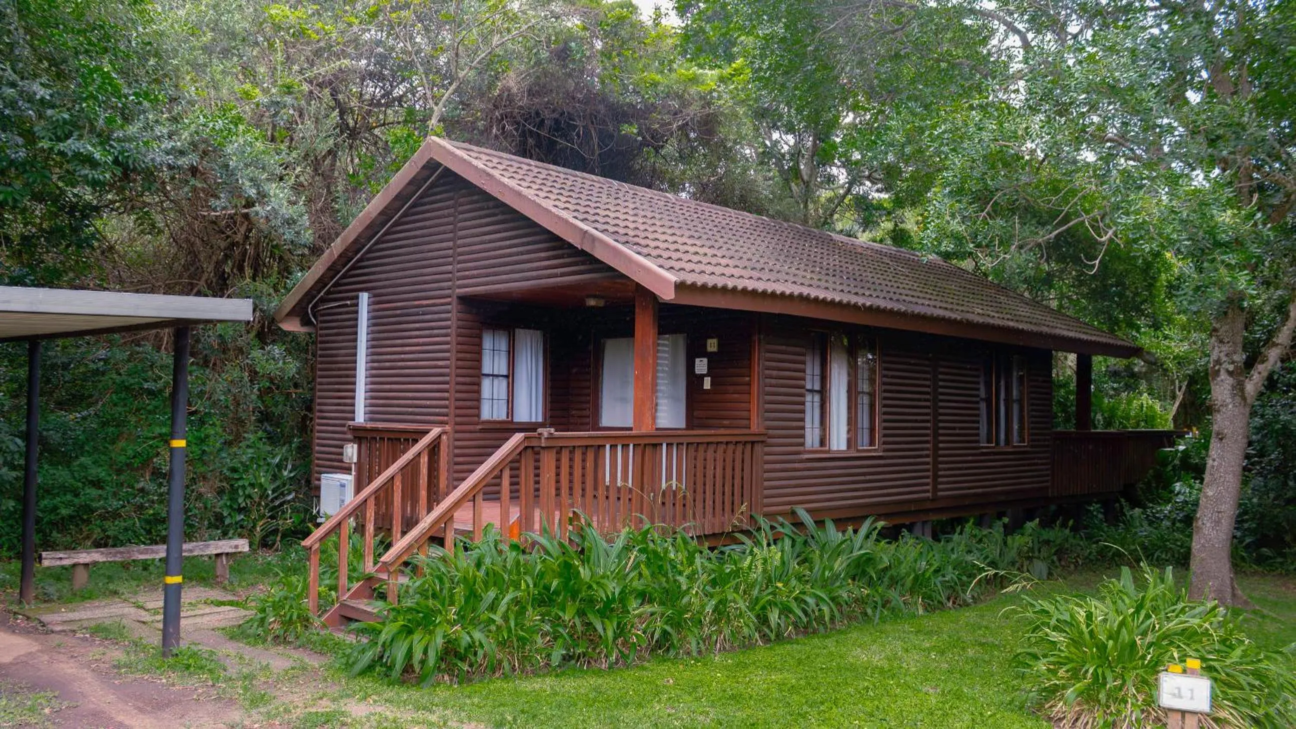 Imvubu Lodge