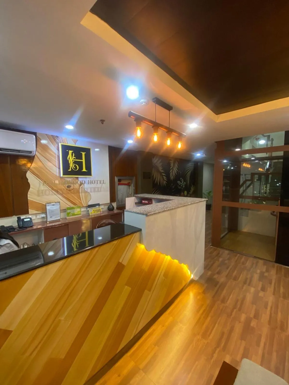 Hollywood Hotel Puerto Princesa