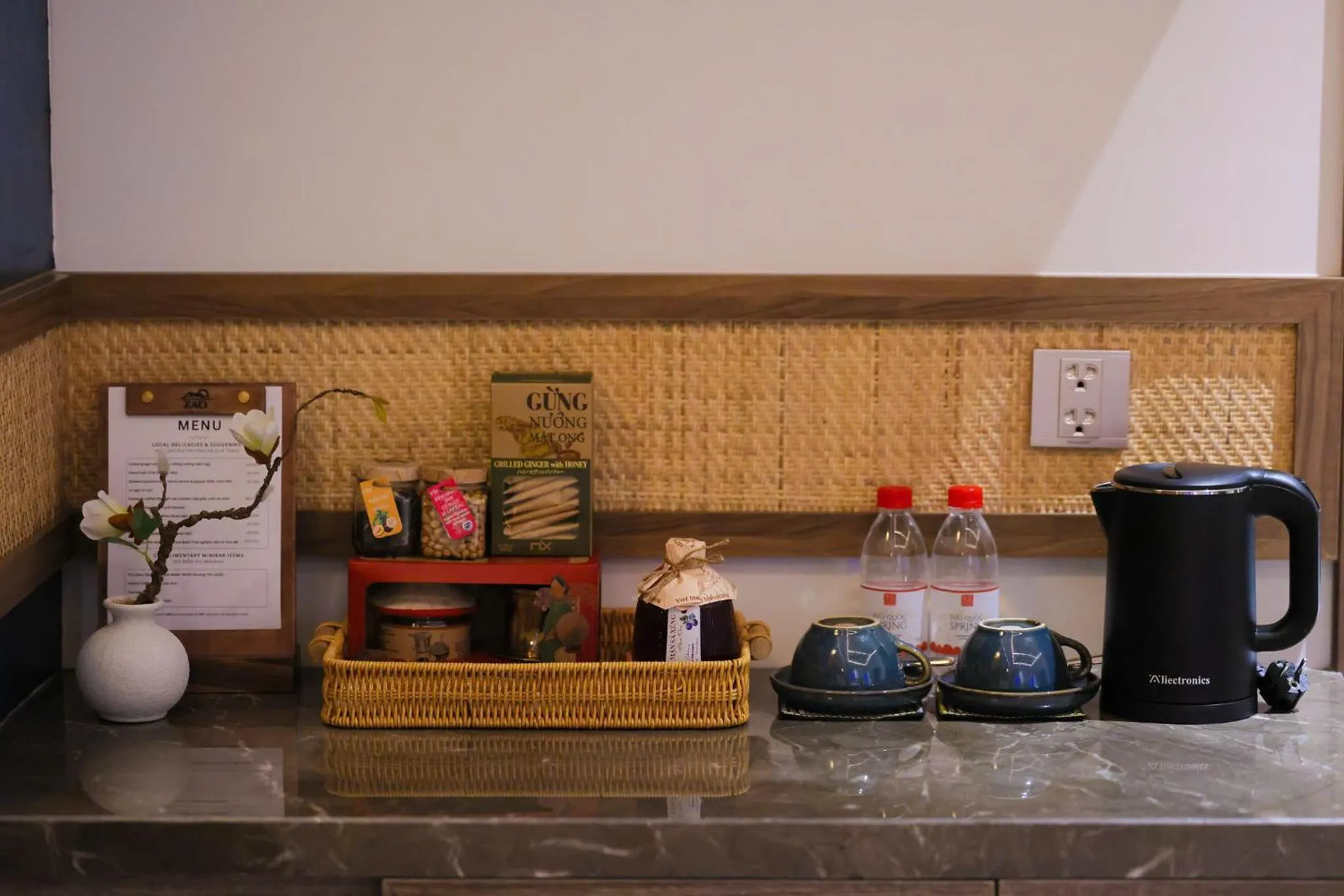 Coffee/tea facilities in ZAO Hotel Firework & Sea View