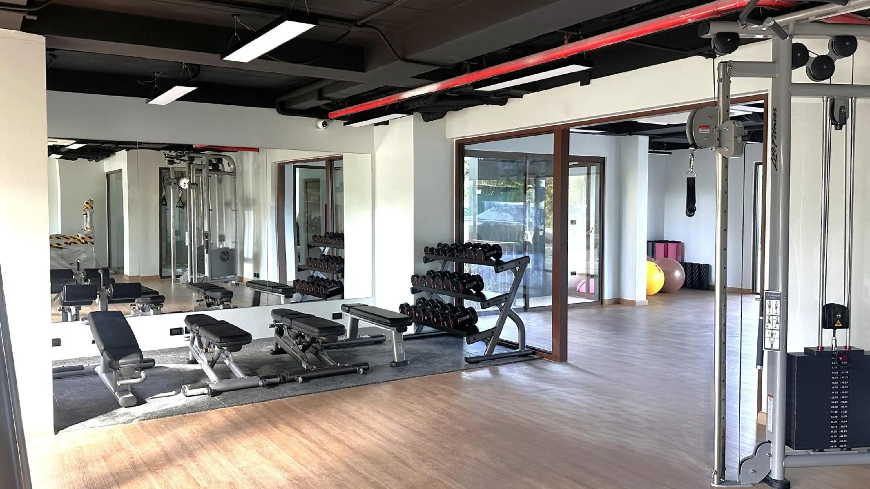 Fitness centre/facilities in Wyndham Garden Samui Wing