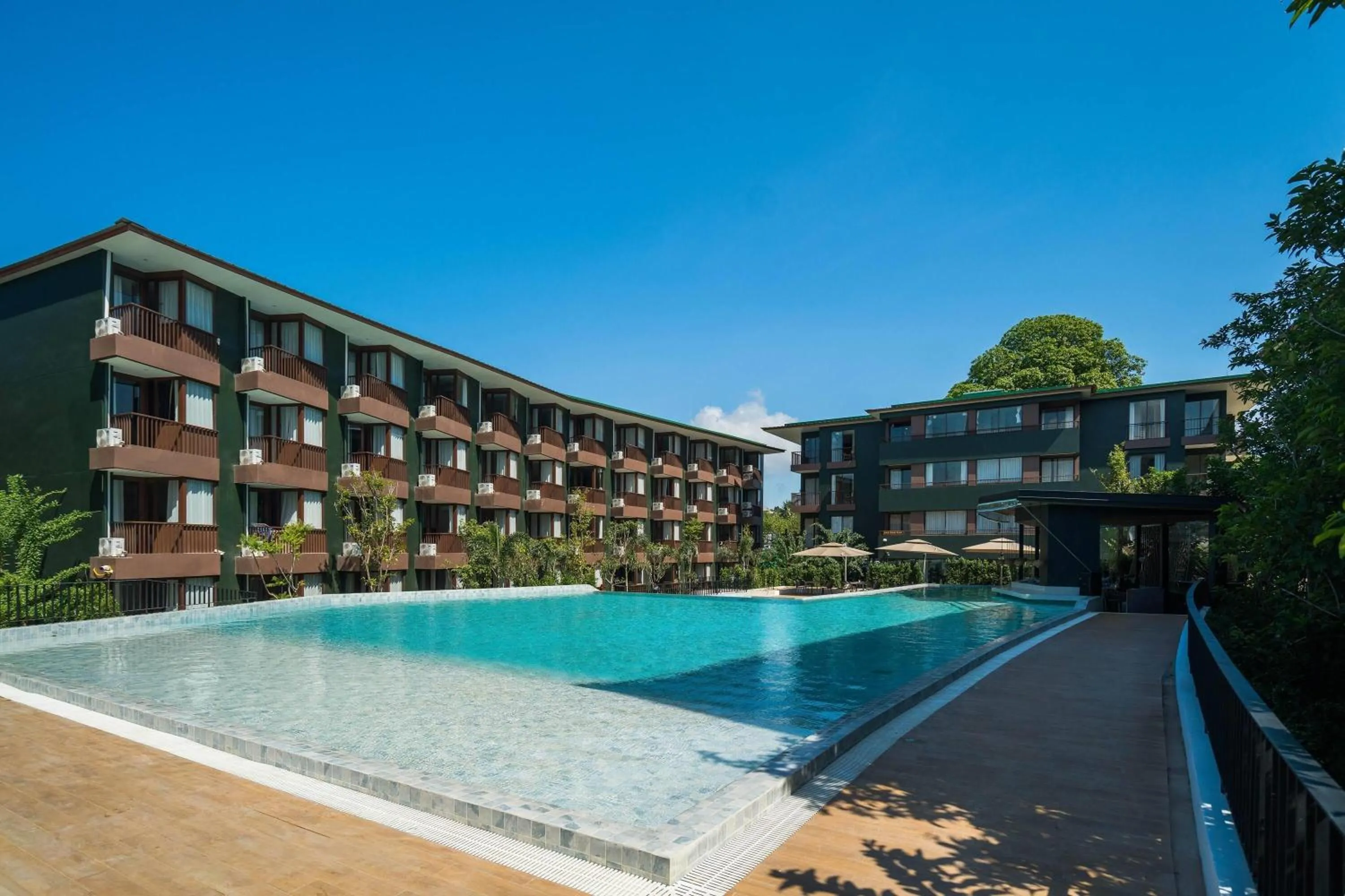 Pool view in Wyndham Garden Samui Wing