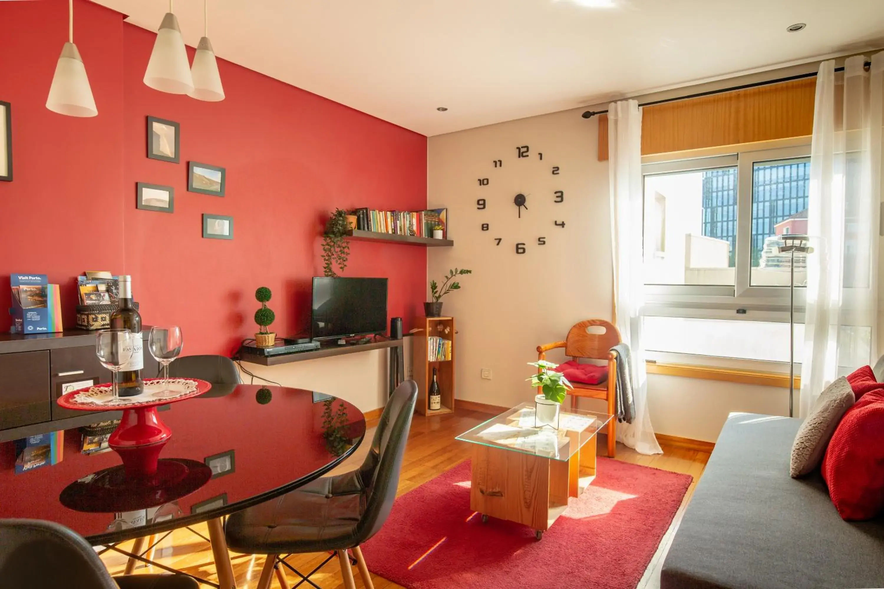Francos Relaxing Apartment by the metro Francos Relaxing Apartment by the metro
