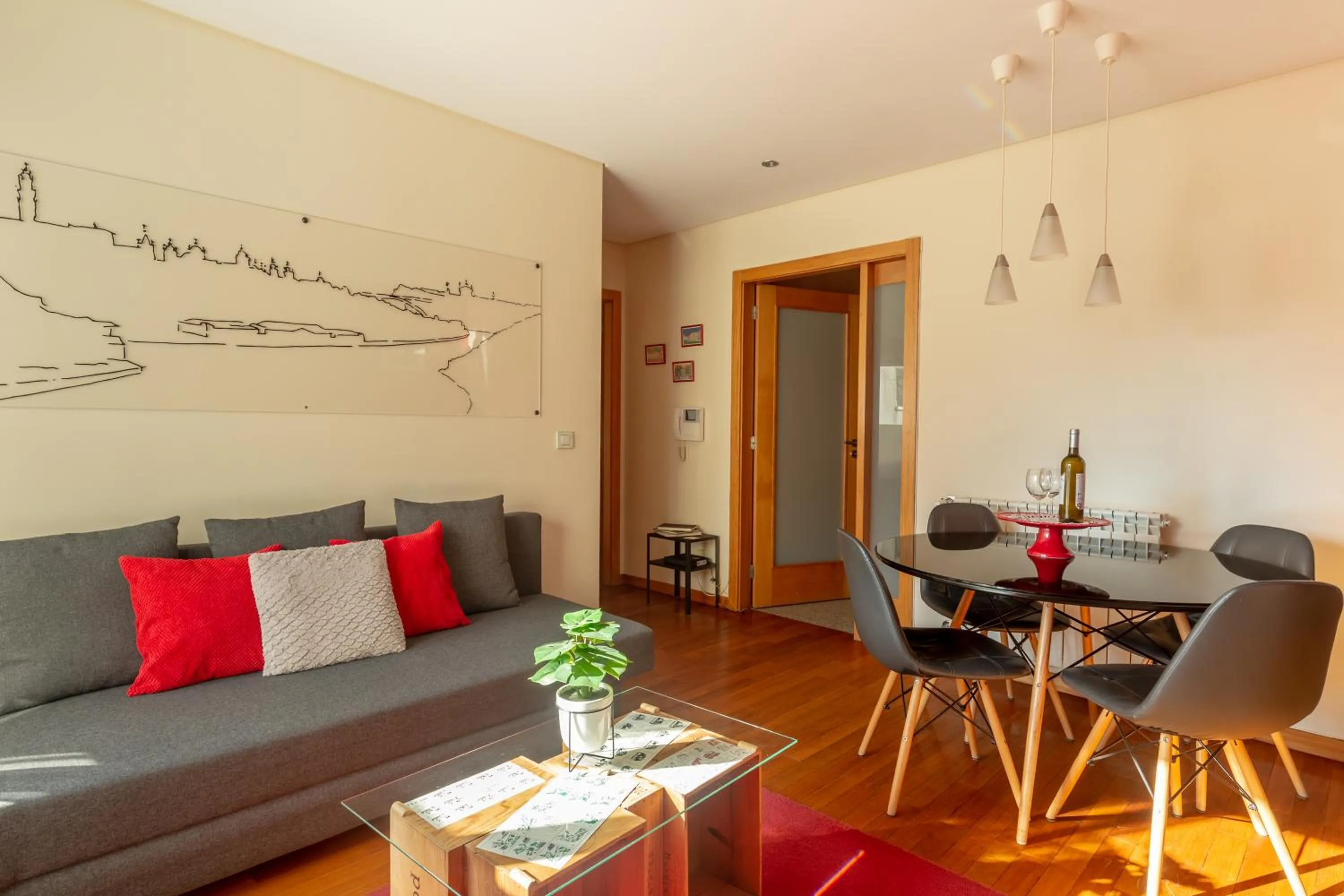Francos Relaxing Apartment by the metro