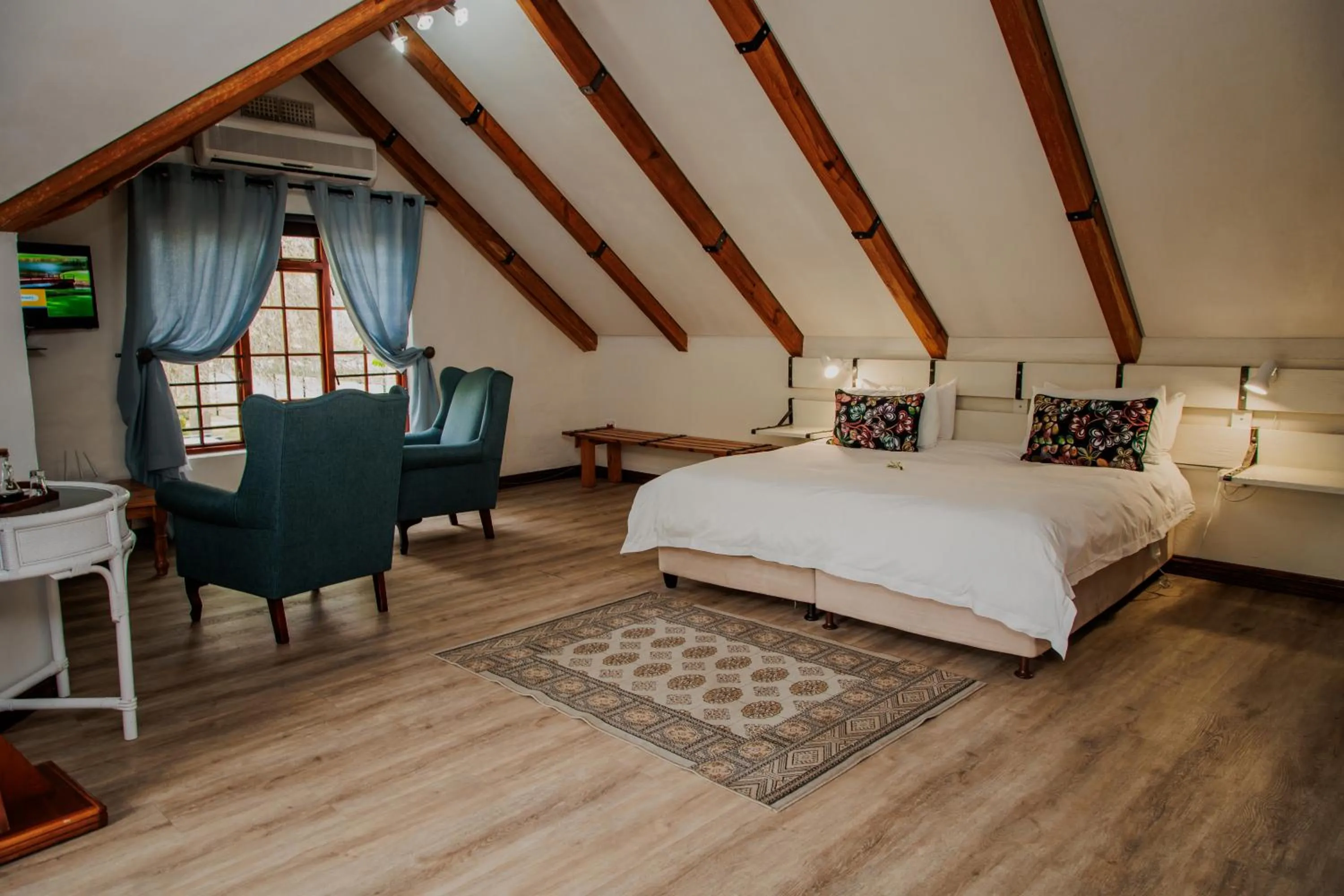 Bed in Aan de Oever Guesthouse