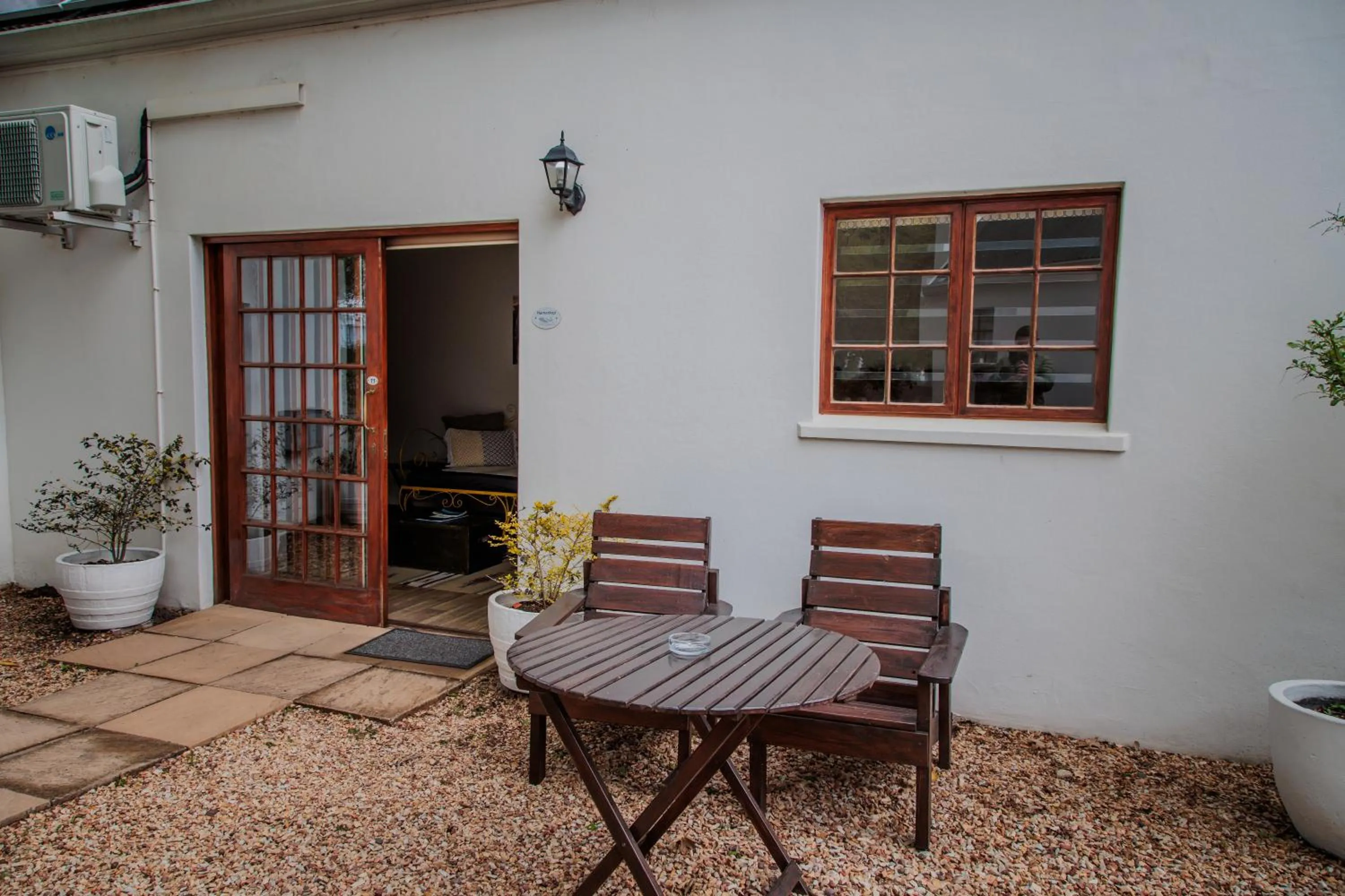 Facade/entrance in Aan de Oever Guesthouse