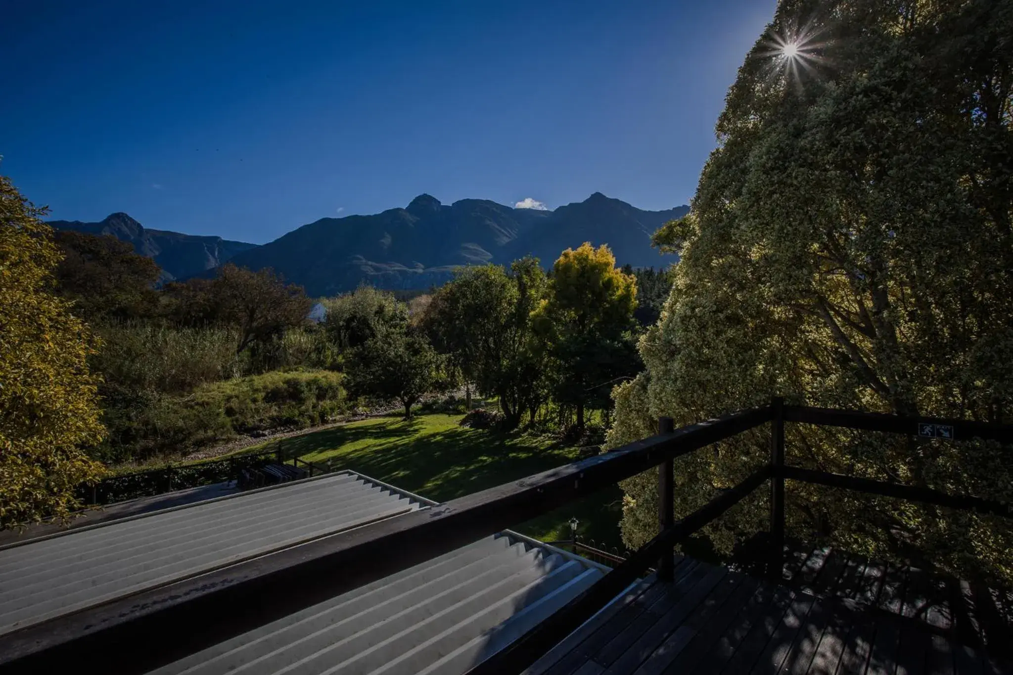 Luxury Loft Room with Stairs (Bokmakiere) in Aan de Oever Guesthouse Luxury Loft Room with Stairs (Bokmakiere) in Aan de Oever Guesthouse