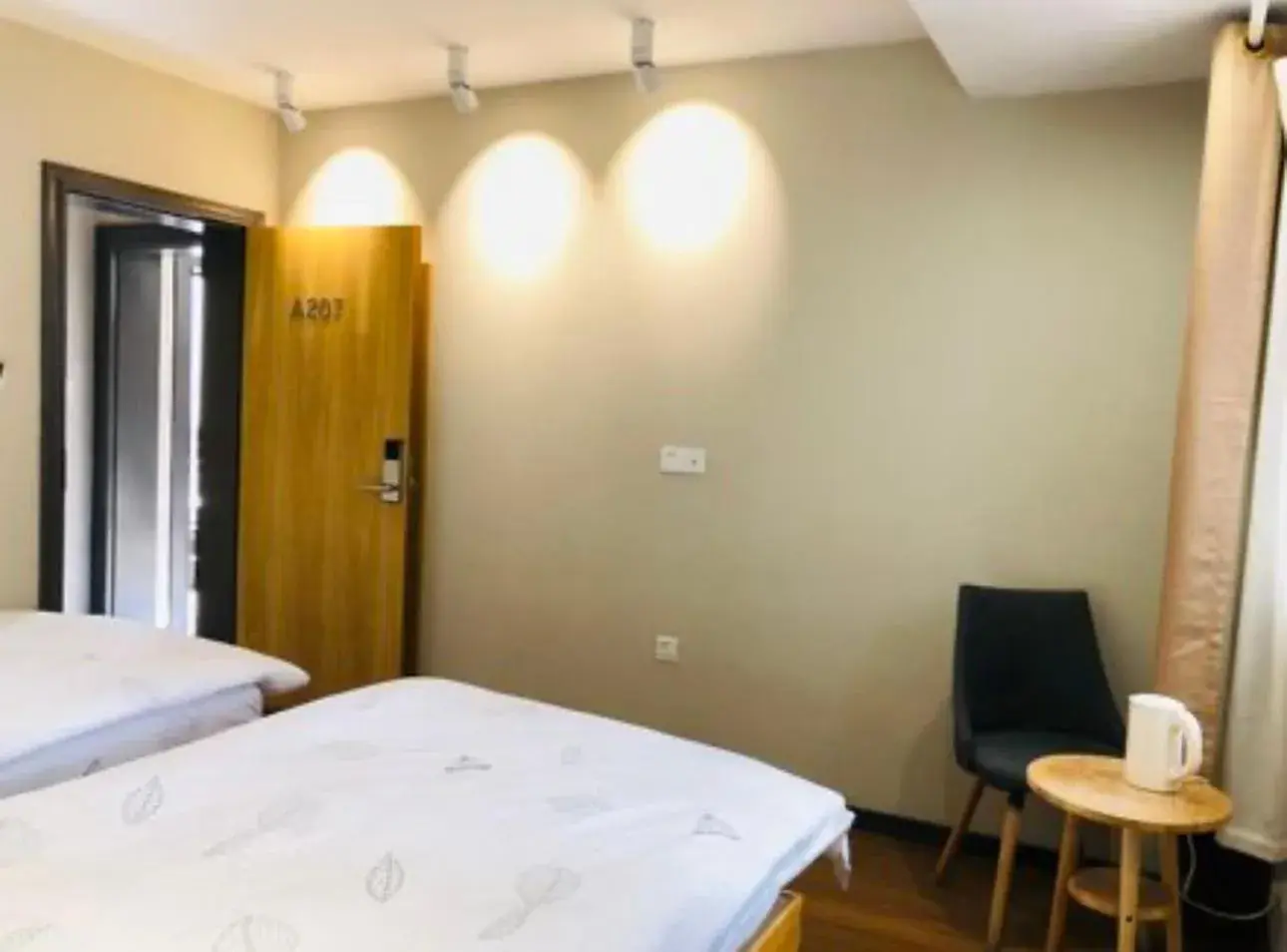 Standard Double or Twin Room in Fengma Feiyang Hostel Standard Double or Twin Room in Fengma Feiyang Hostel