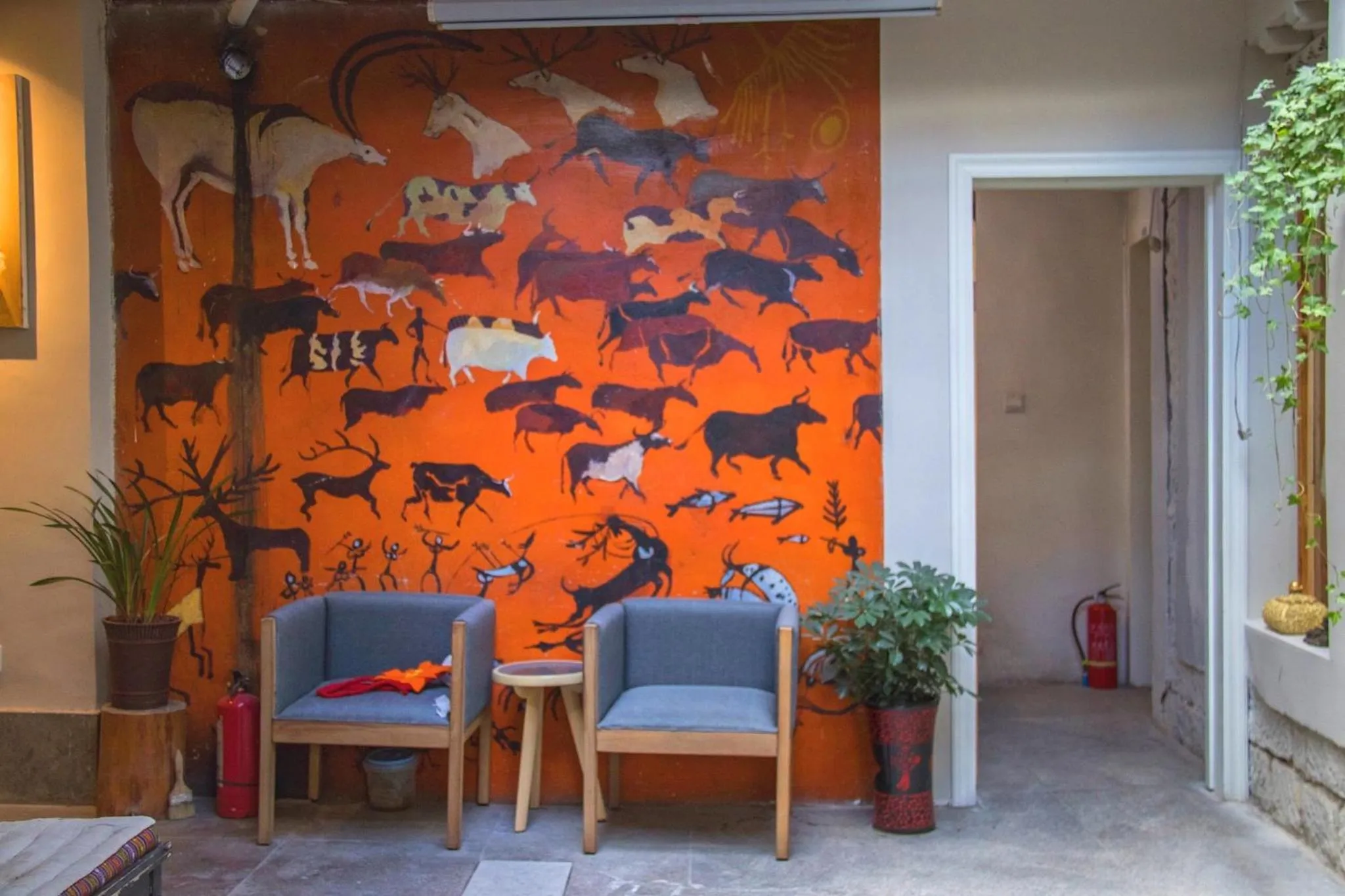 Communal lounge/ TV room in Fengma Feiyang Hostel