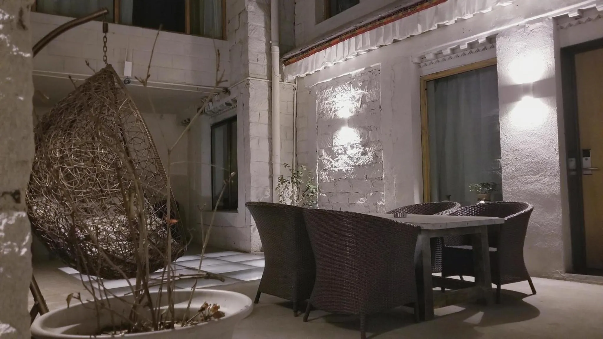 Balcony/Terrace in Fengma Feiyang Hostel