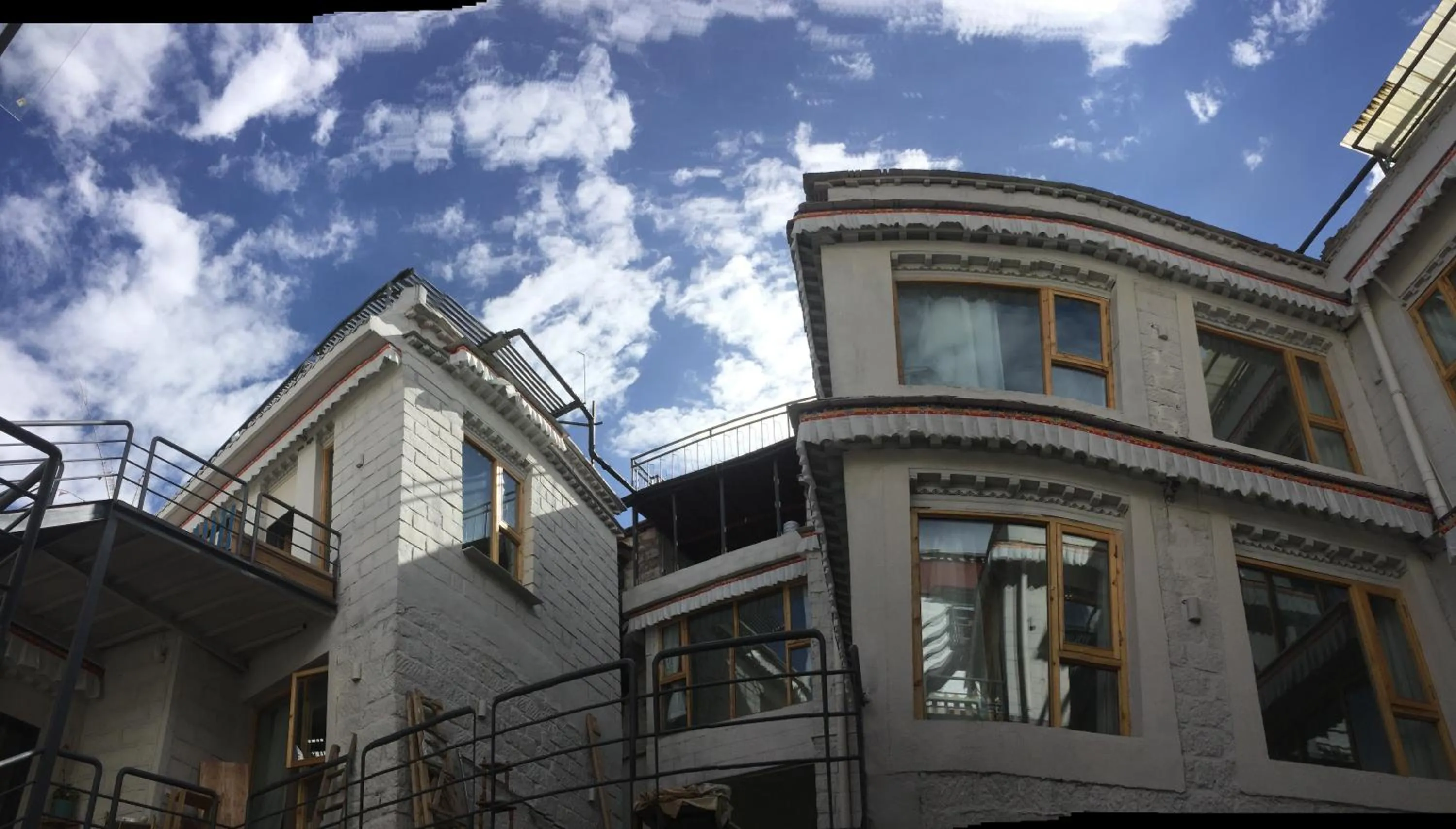 Property building in Fengma Feiyang Hostel