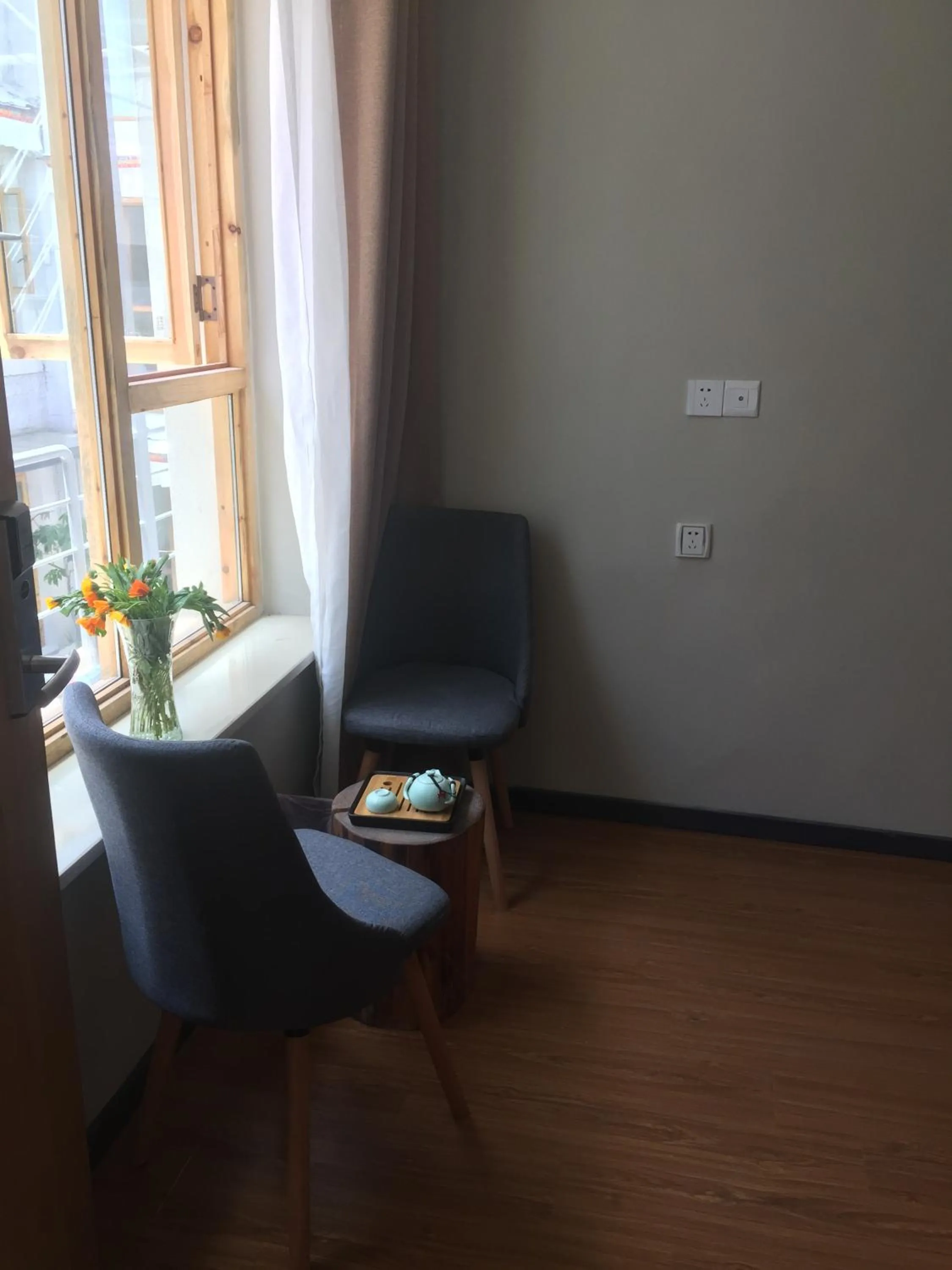 Coffee/tea facilities in Fengma Feiyang Hostel