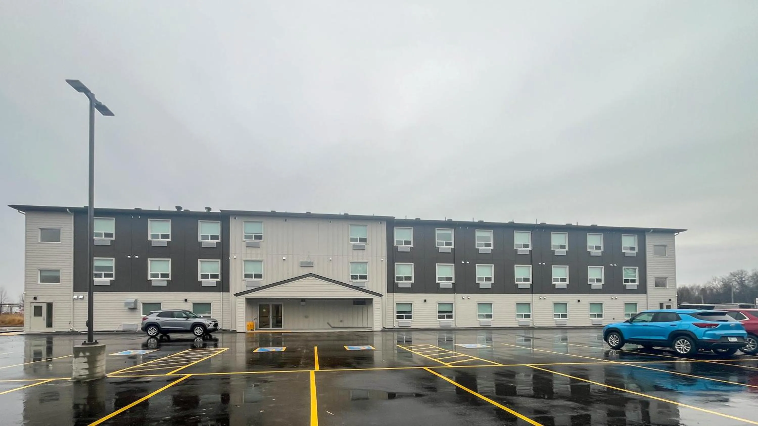 Studio 6 Fort Frances ON
