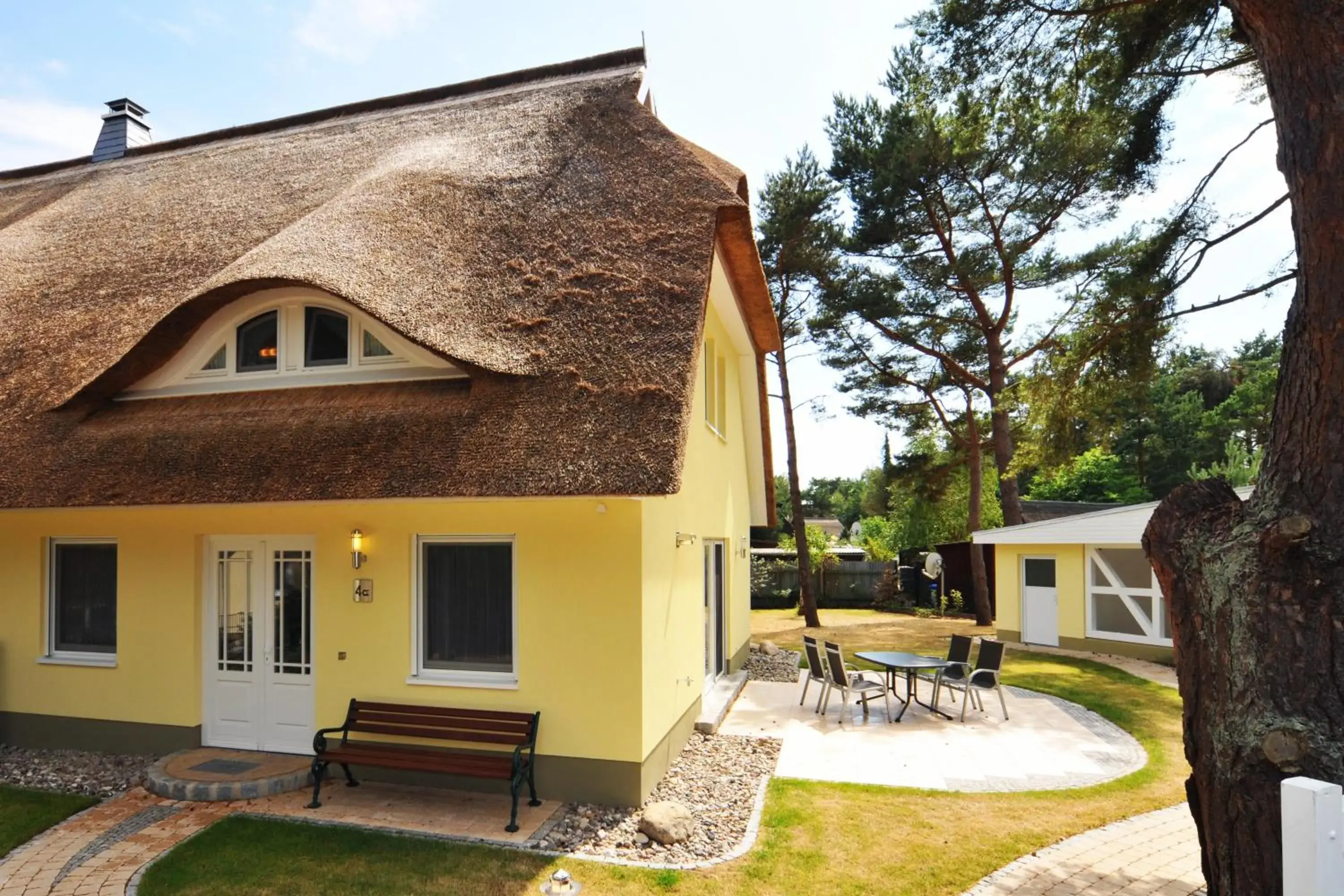 -"Strandvilla - Vier Jahreszeiten" Doppelhaushälfte- -"Strandvilla - Vier Jahreszeiten" Doppelhaushälfte-
