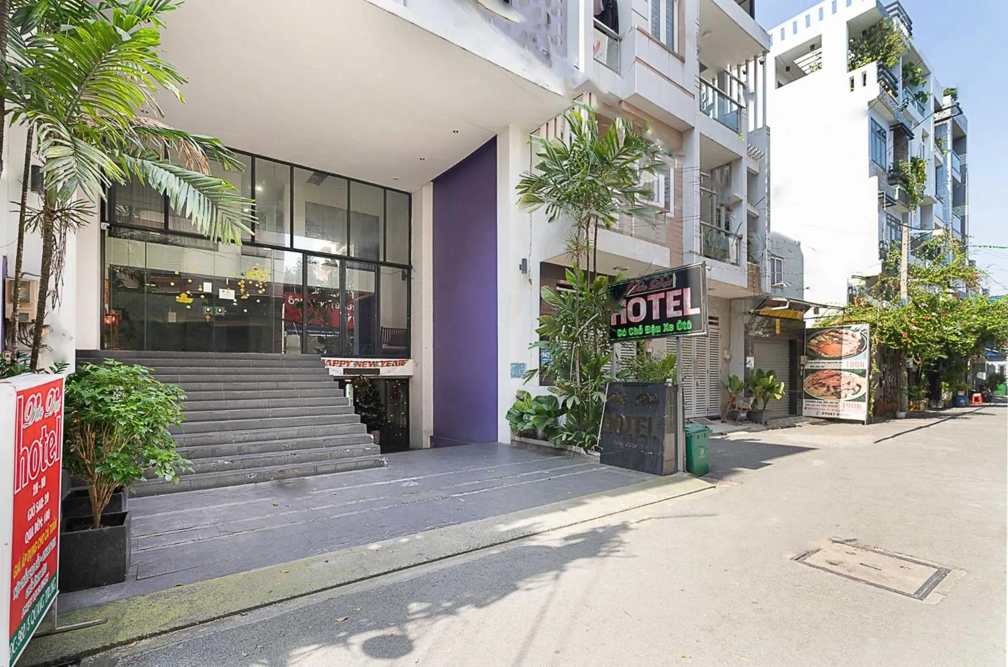 Facade/entrance in Collection O Duc Dat Hotel - Go Vap District