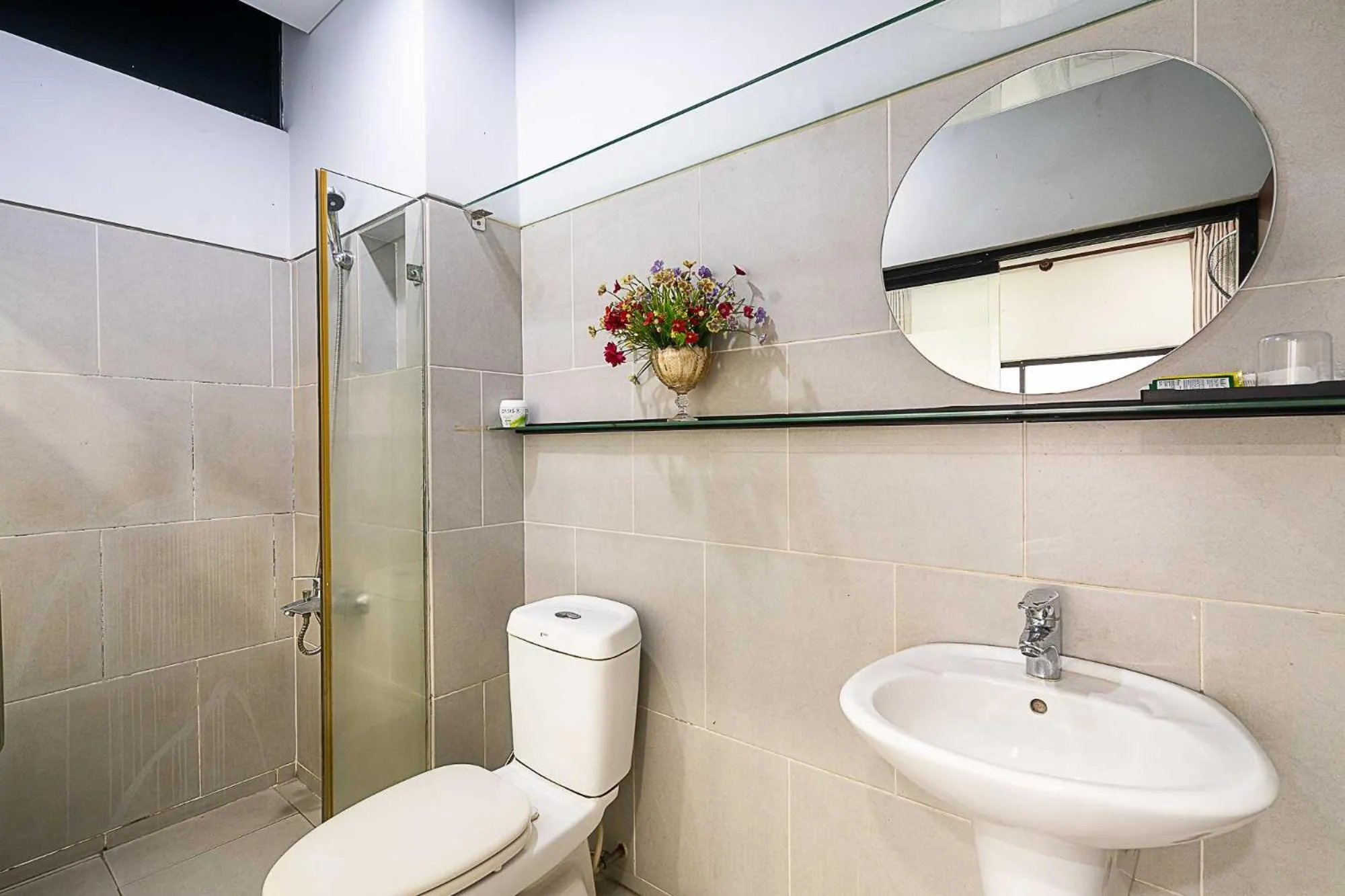 Bathroom in Collection O Duc Dat Hotel - Go Vap District