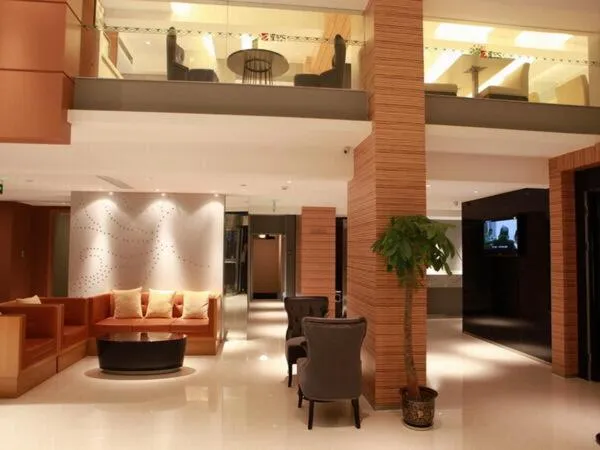 Jinjiang Inn Nanchang Bayi Square Yongshu Road